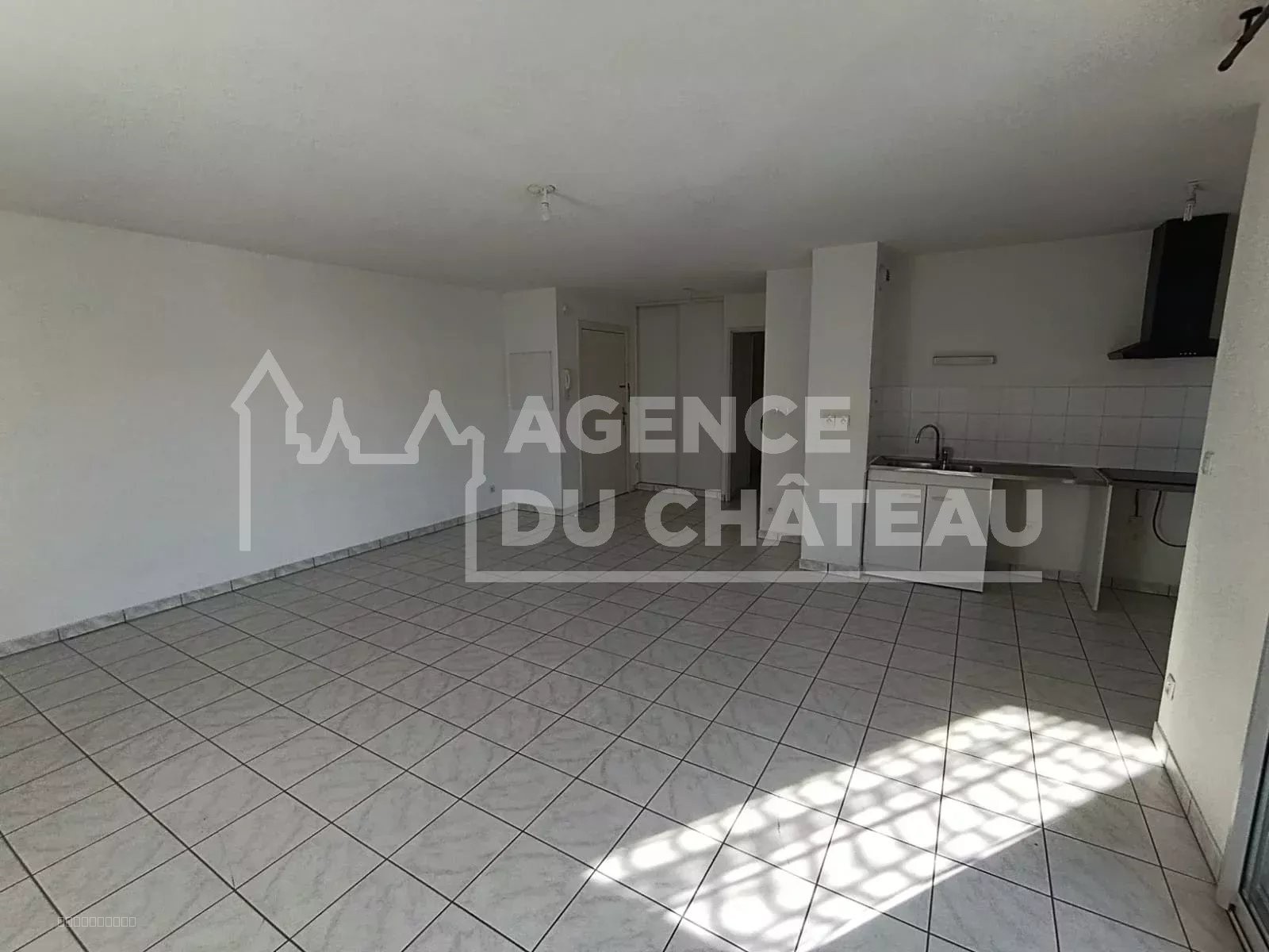 PORTET Centre: Appartement T3 lumineux - Balcon - Parking — photo 4