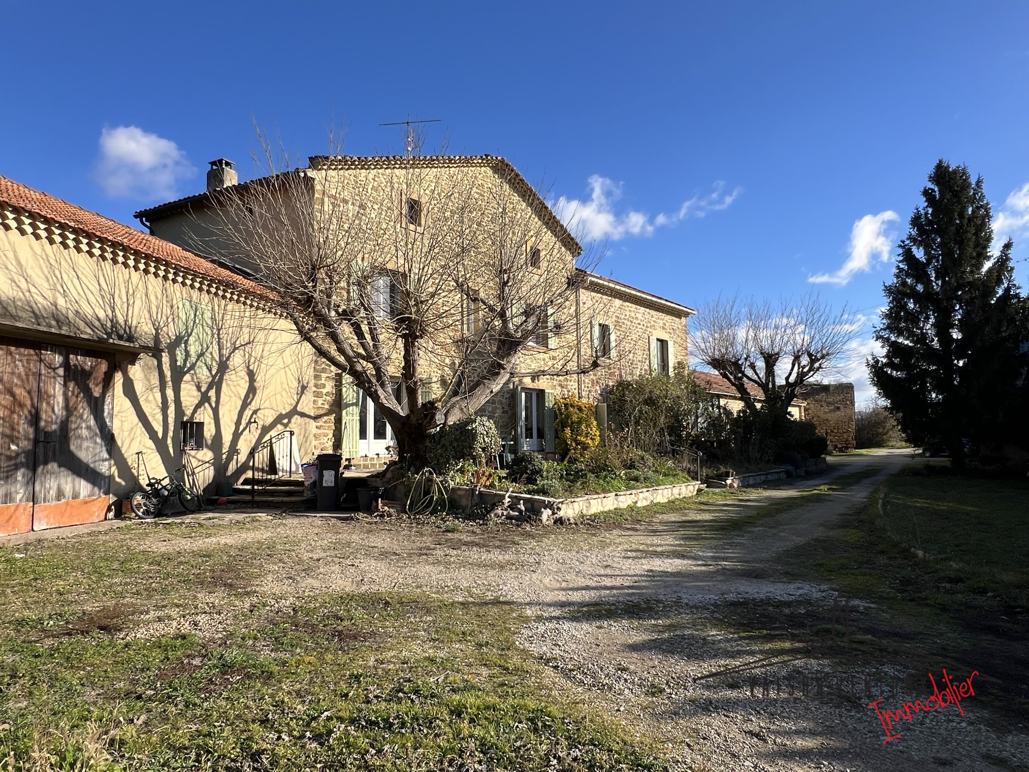 Authentique Mas en pierres comprenant 2 logements — photo 2