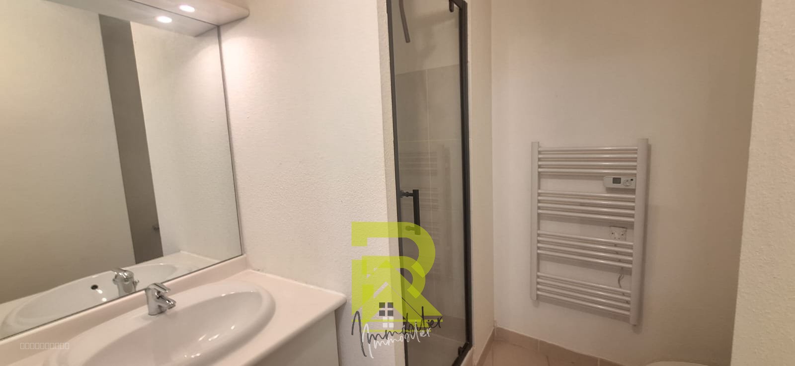 STUDIO 31m2 avec Parking intérieur - LIBRE AU 1er JUIN 2025 — photo 8