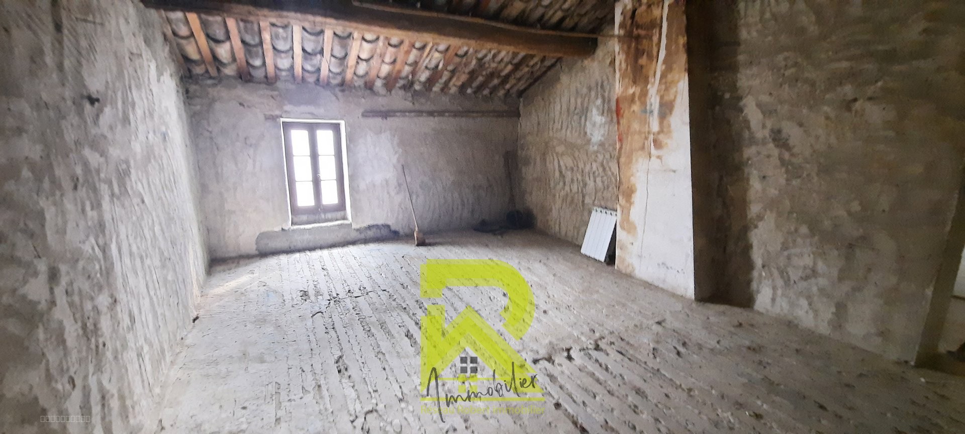 Maison de village Vigneronne T5 + combles 2 pieces + garage et buanderie — photo 8