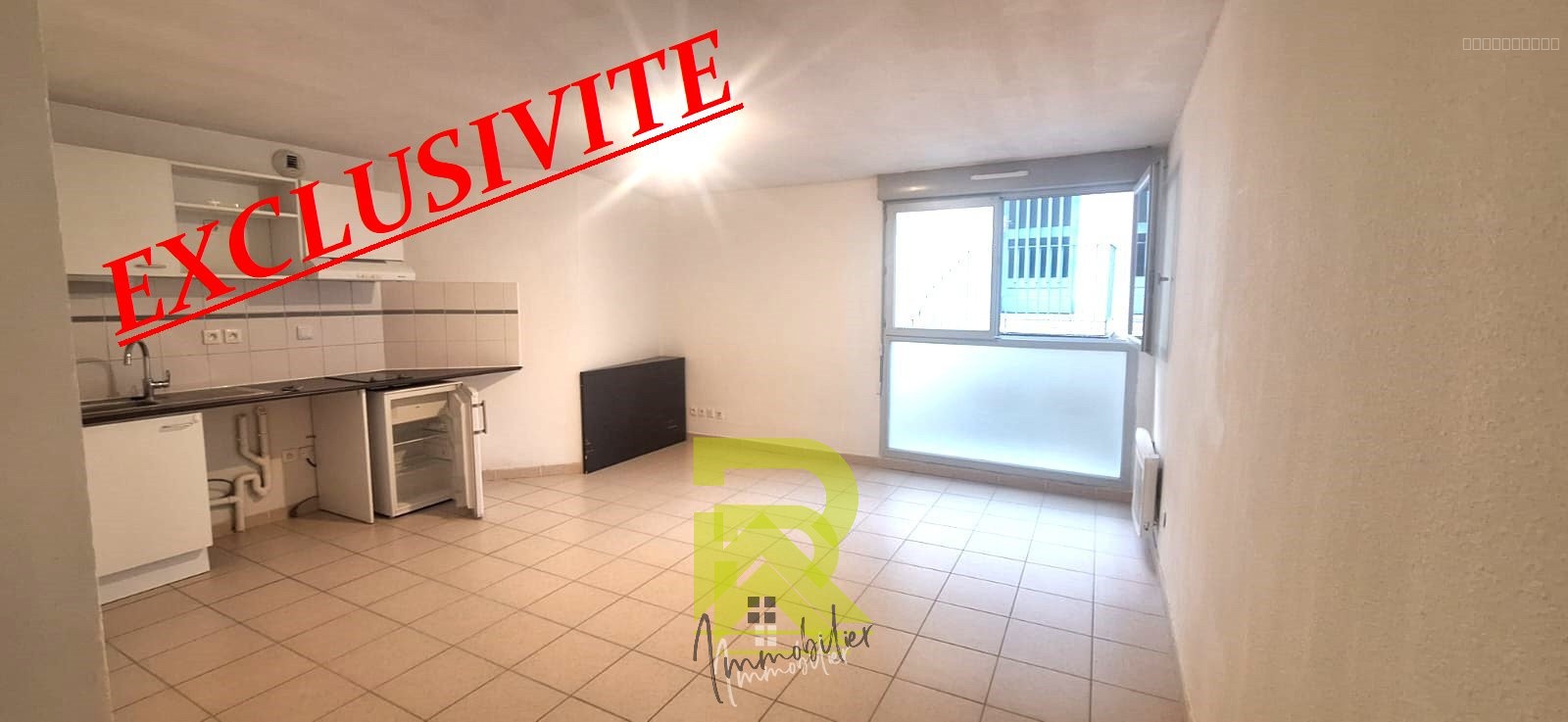 STUDIO 31m2 avec Parking intérieur - LIBRE AU 1er JUIN 2025 — photo 3