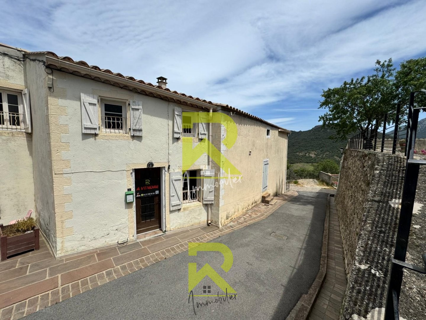 Maison familliale a Duilhac sous Peyreputuse — photo 2