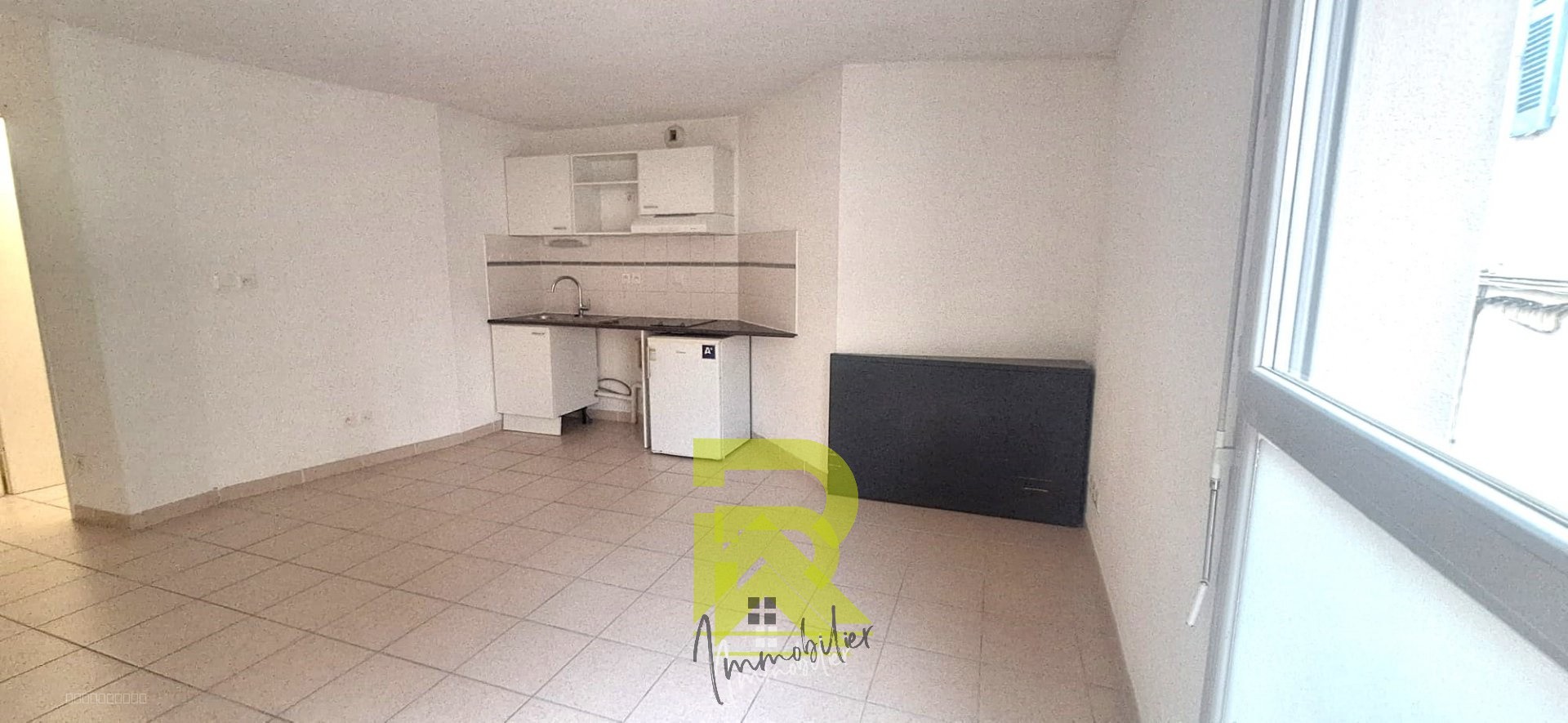 STUDIO 31m2 avec Parking intérieur - LIBRE AU 1er JUIN 2025 — photo 6