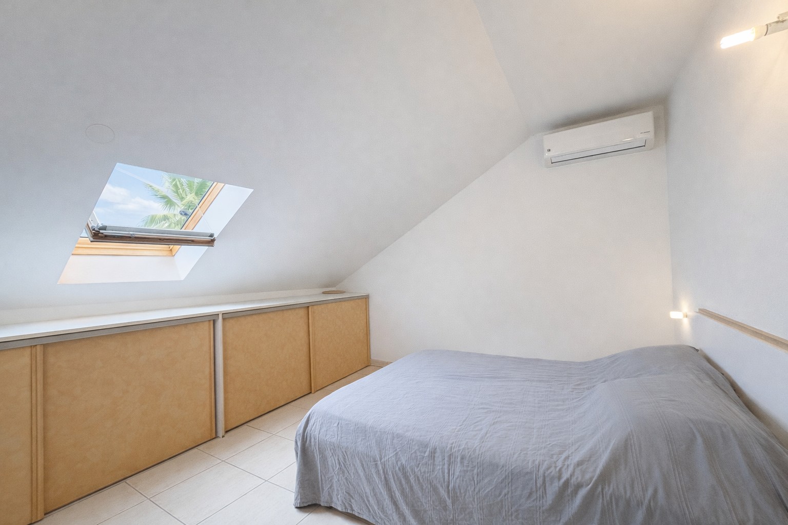 Appartement non meublé T4 en duplex   La Possession — photo 6
