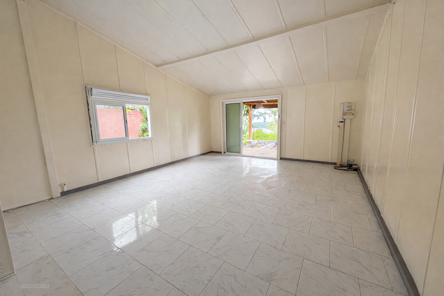Maison de plain-pied avec vue mer   La Plaine Saint-Paul — photo 2