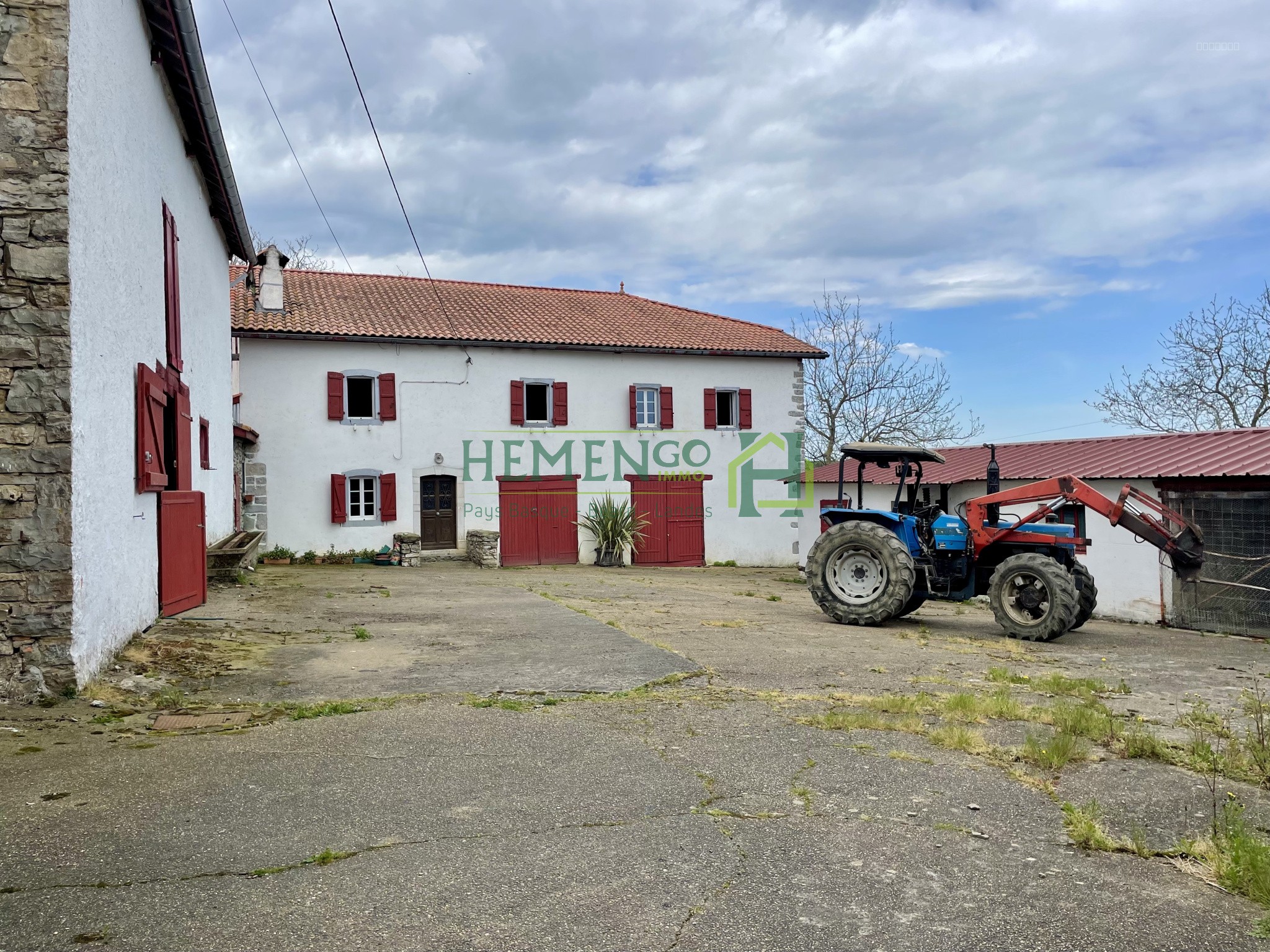 Authenticité, charme et potentiel sur un vaste domaine de plus de 6 hectares — photo 3