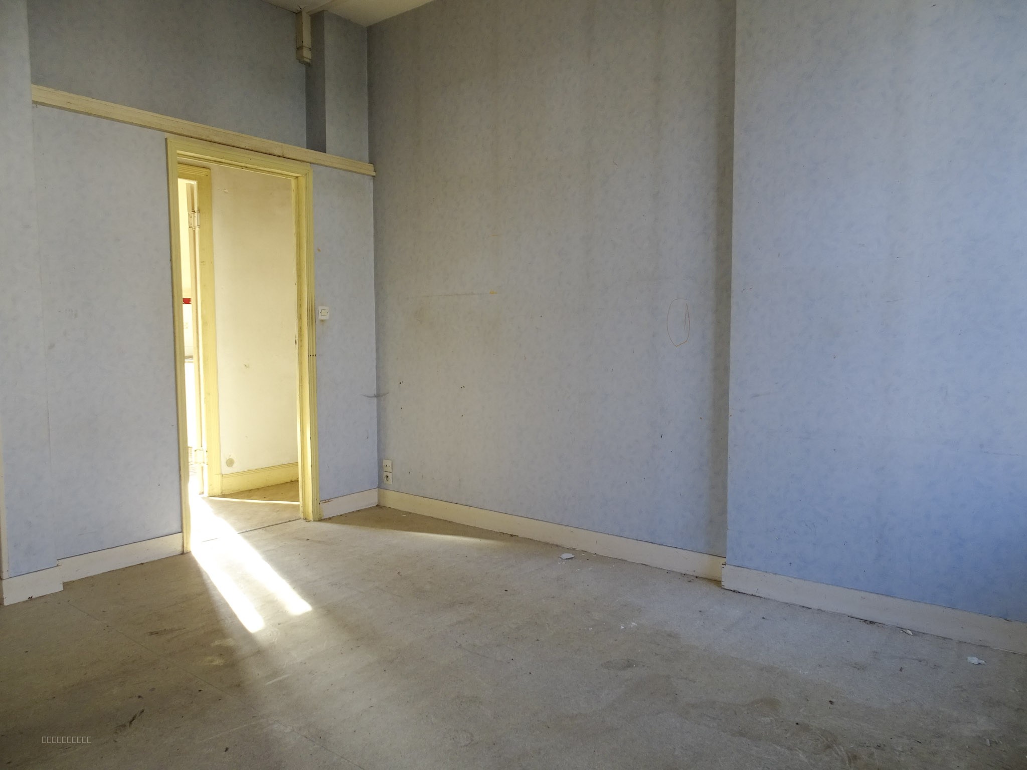 Immeuble à rénover de 186m2 à vendre à Villefranche-Sur-Cher — photo 6
