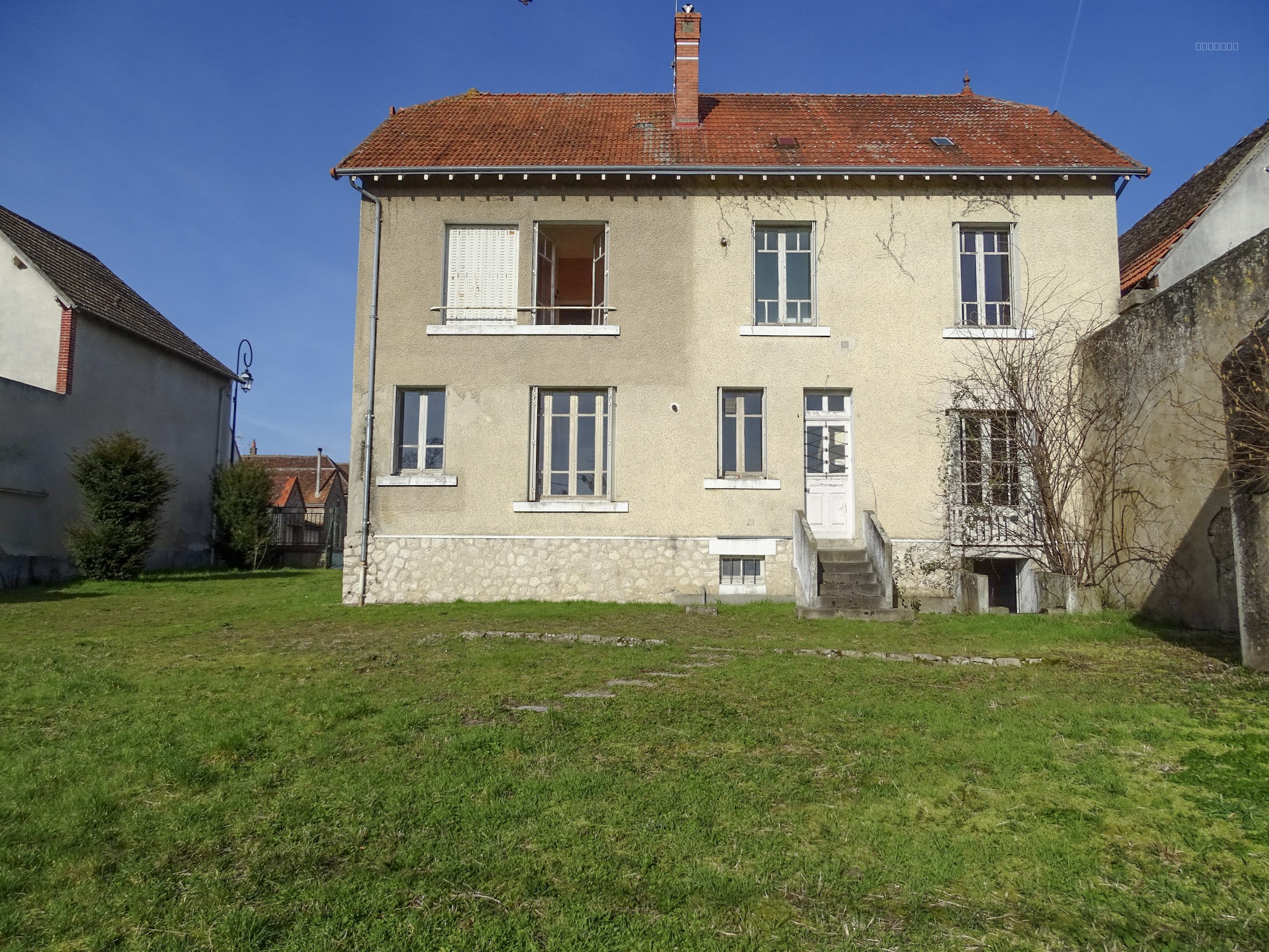Immeuble à rénover de 186m2 à vendre à Villefranche-Sur-Cher — photo 9