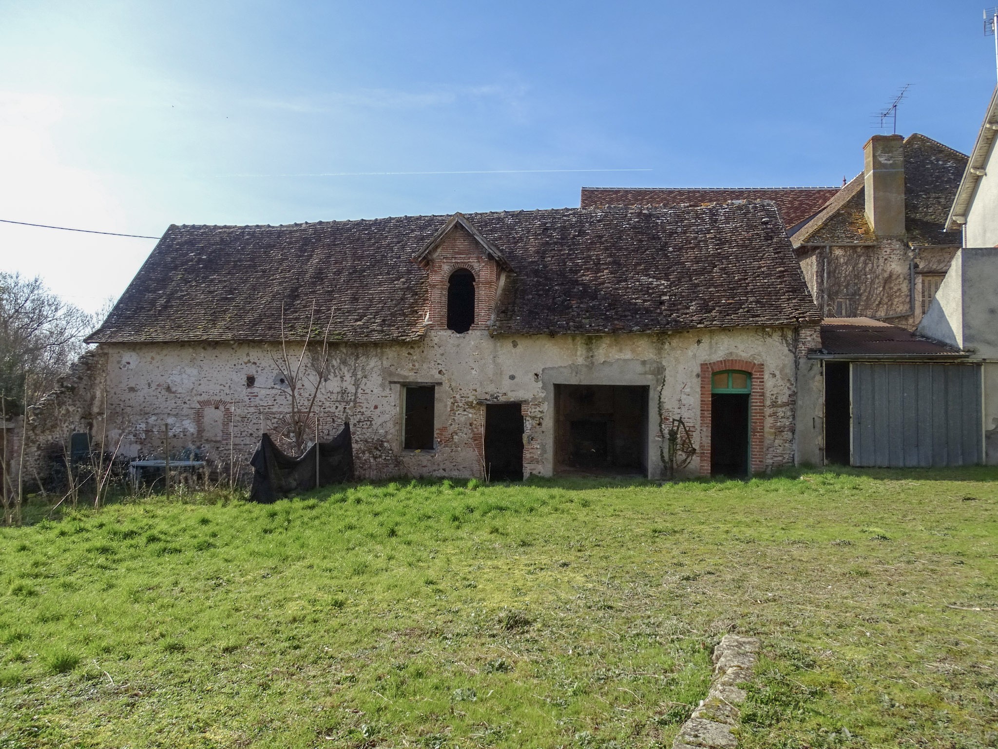 Immeuble à rénover de 186m2 à vendre à Villefranche-Sur-Cher — photo 10