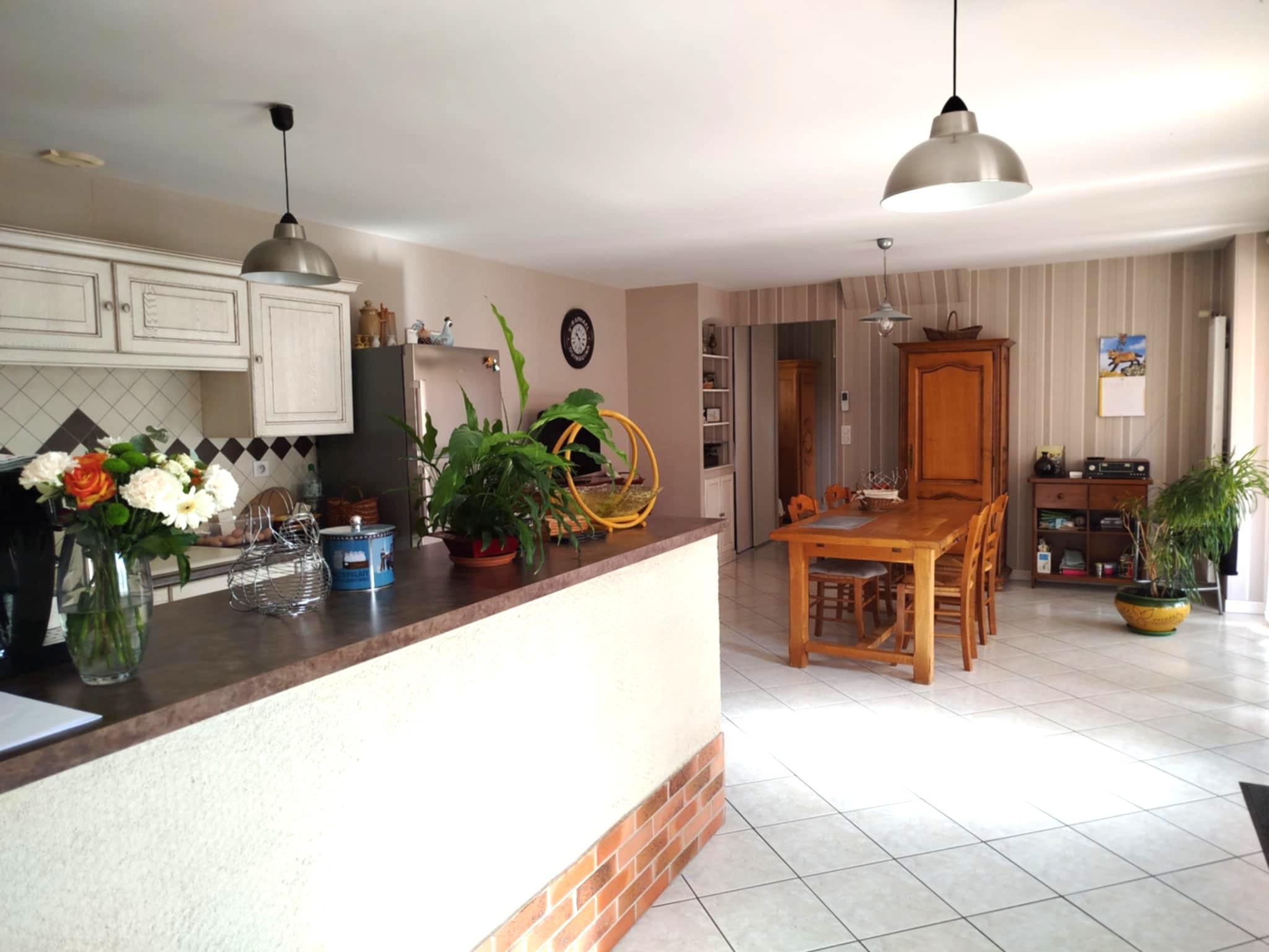 CUSSET, ENVIRONNEMENT CHAMPETRE, JOLIE LONGERE RENOVEE — photo 8