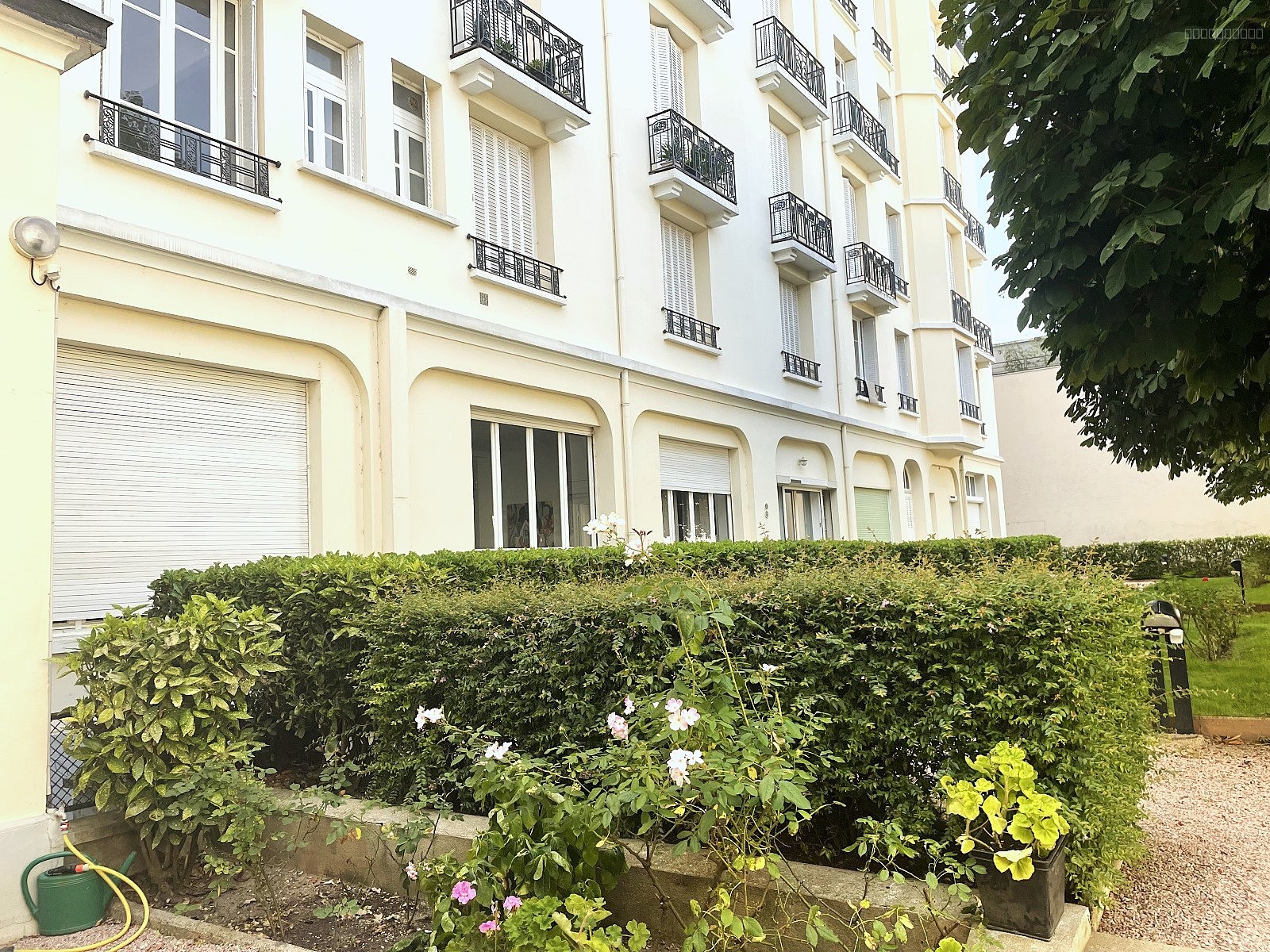 VICHY COEUR DE VILLE, APPARTEMENT HAUSSMANNIEN DE 132 M2 — photo 7