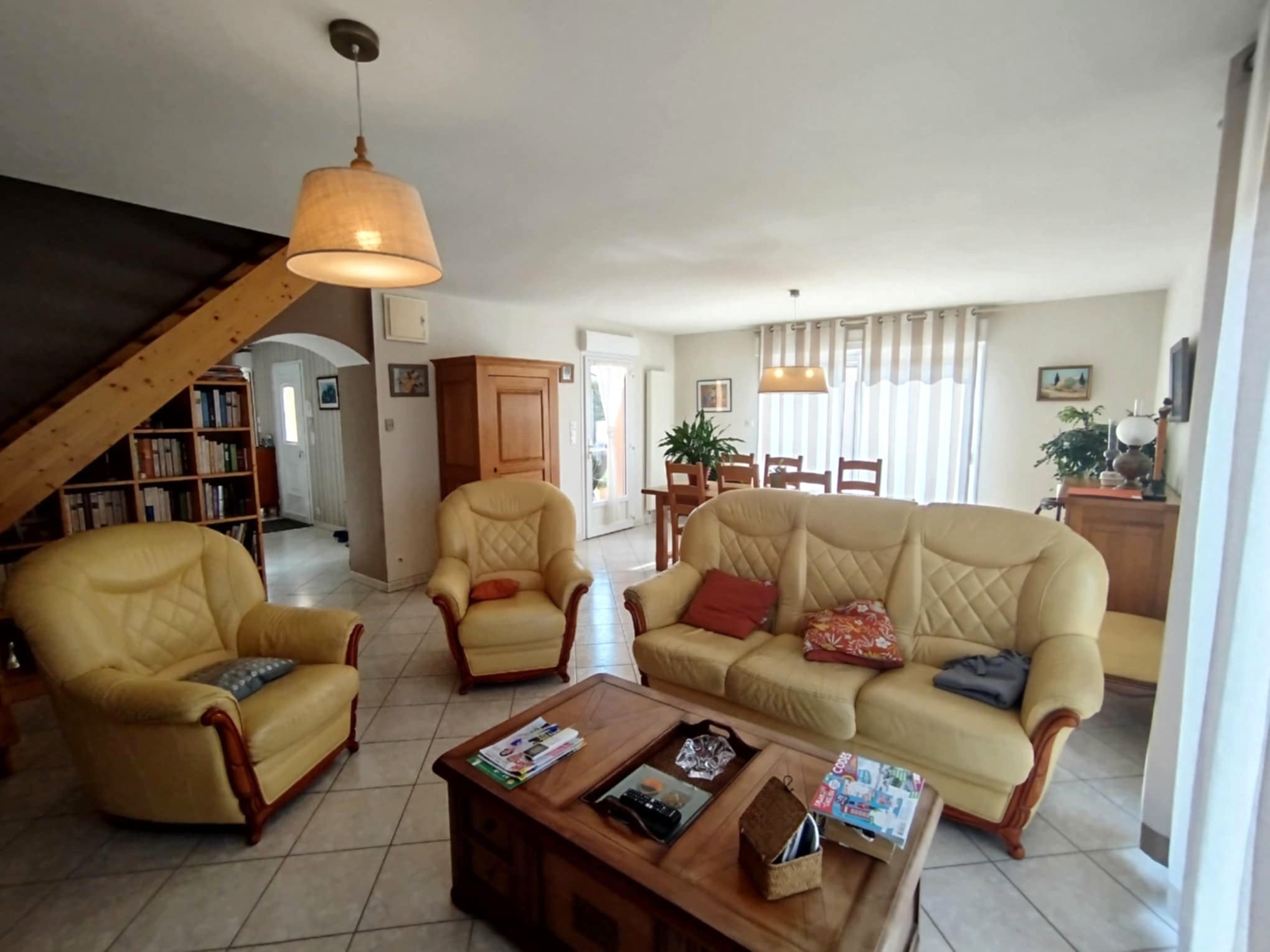 CUSSET, ENVIRONNEMENT CHAMPETRE, JOLIE LONGERE RENOVEE — photo 4