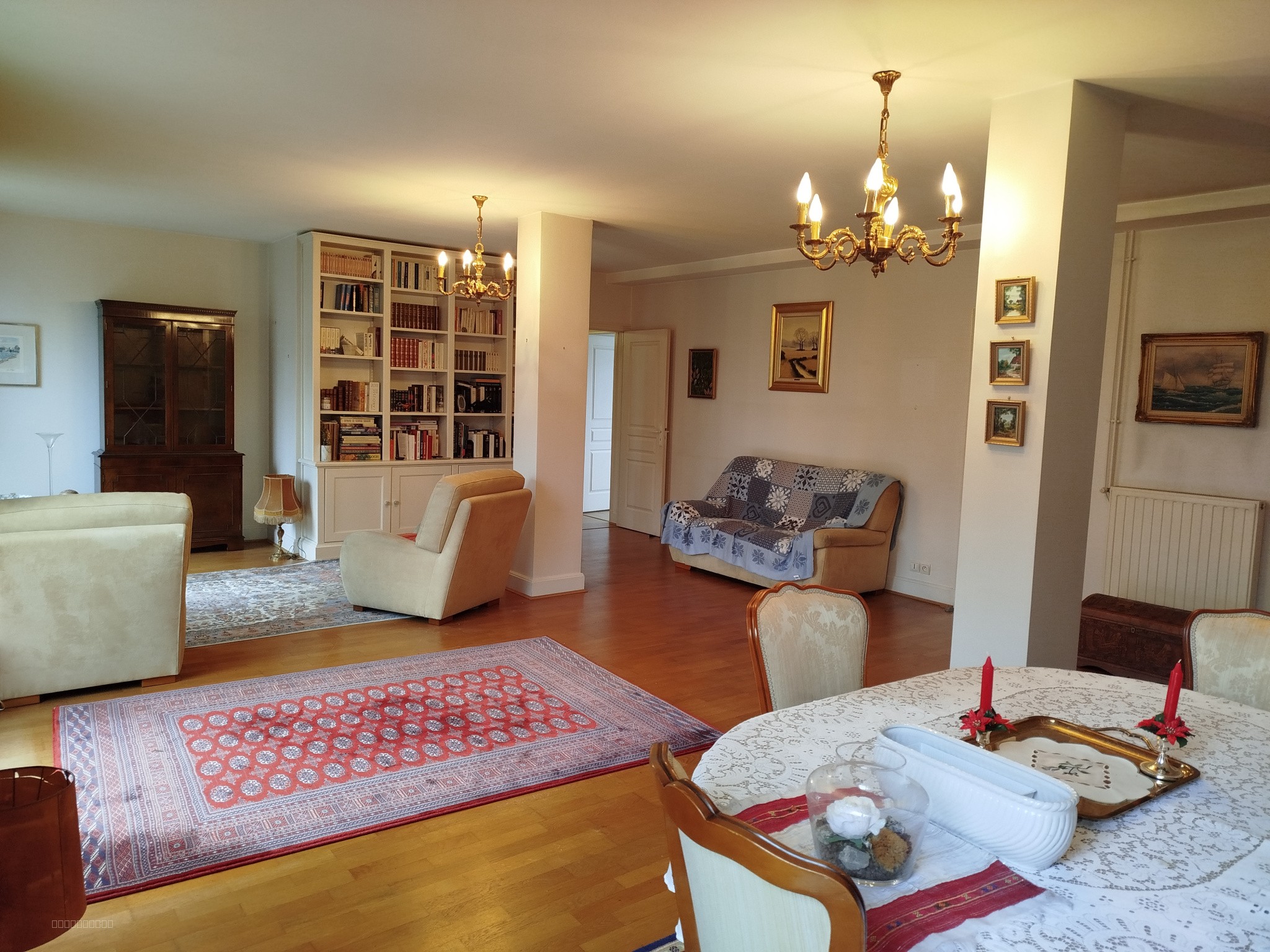VICHY PARCS, BEL APPARTEMENT — photo 2