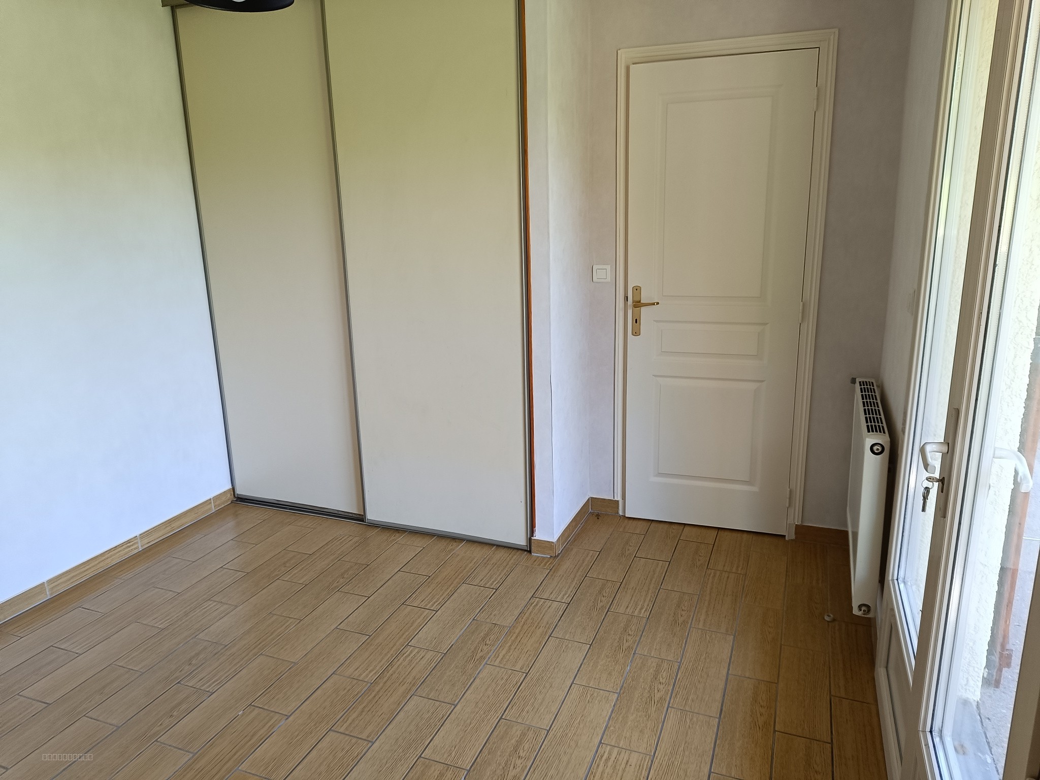 BRUGHEAS, JOLIE MAISON DANS CADRE CHAMPÊTRE — photo 8