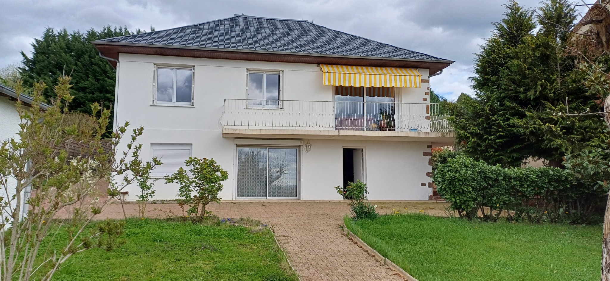 CREUZIER-LE-VIEUX MAISON DANS QUARTIER RECHERCHE — photo 9