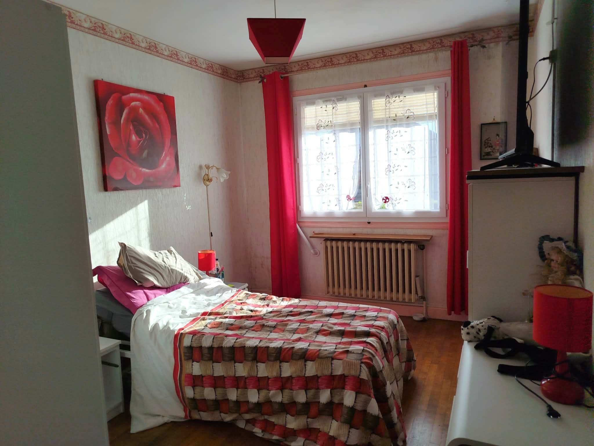 SORTIE BELLERIVE, MAISON DE PLAIN PIED SUR JOLI JARDIN ARBORE — photo 6