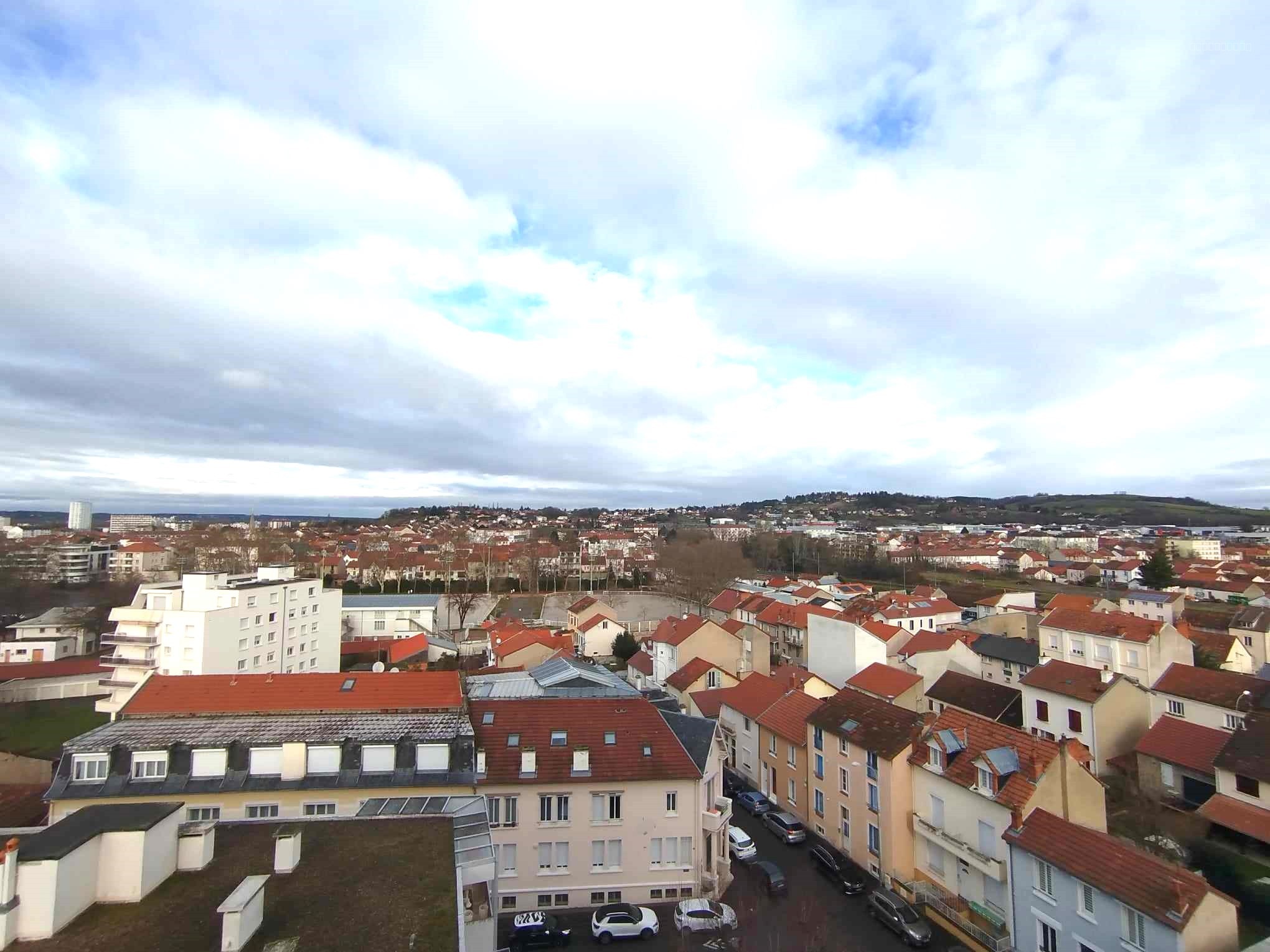 VICHY CENTRE VILLE, COQUET T3 RENOVE PROCHE MARCHE COUVERT — photo 5
