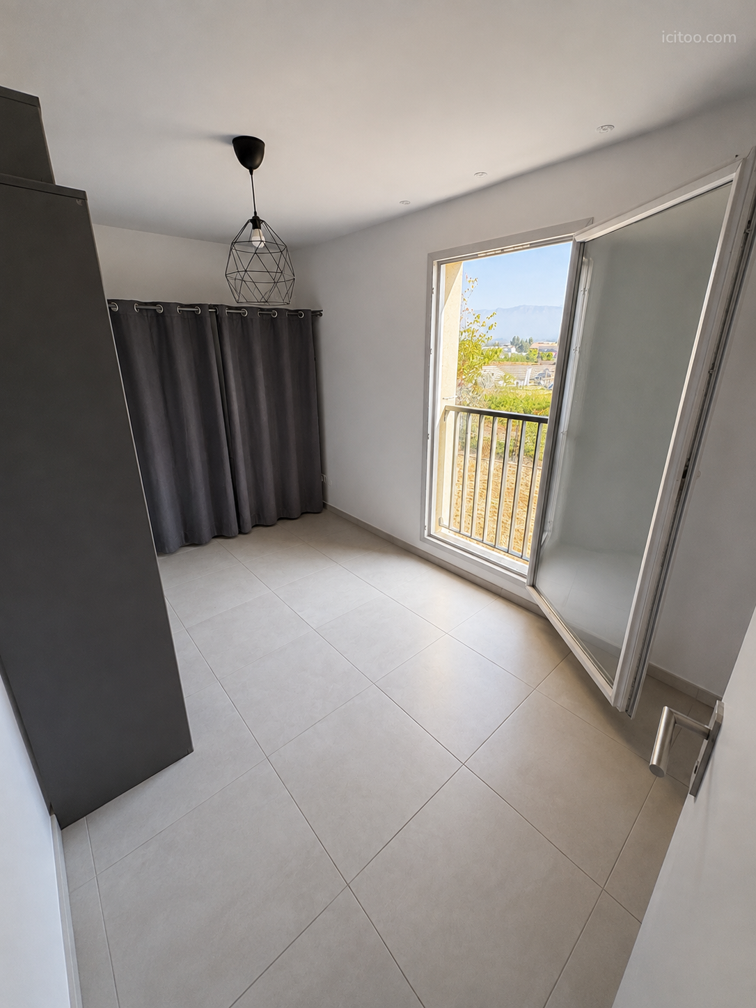 TRETS – Magnifique appartement T4 en rez-de-jardin avec vue Sainte-Victoire — photo 10