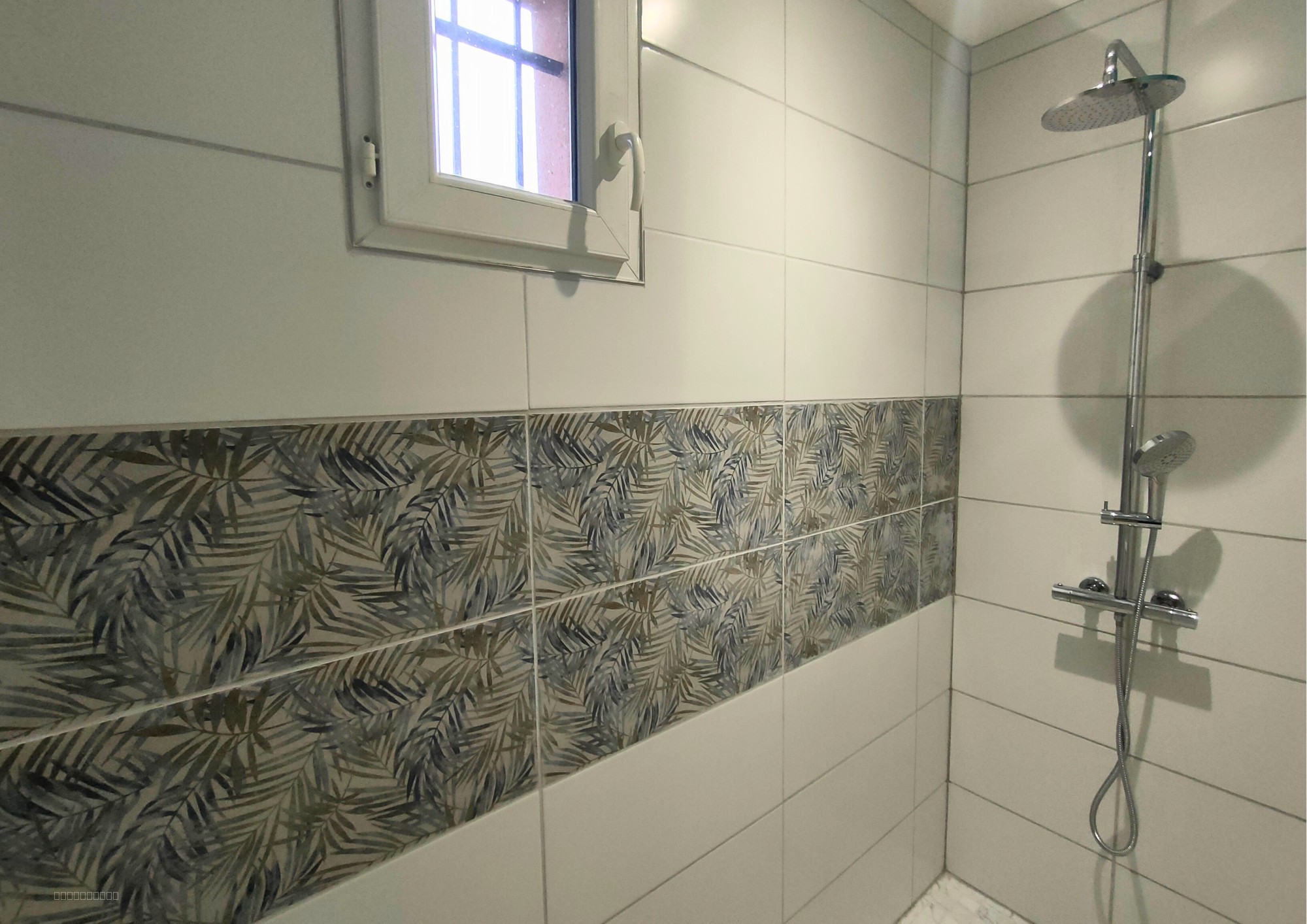 Maison plain pied avec piscine et jardin — photo 16