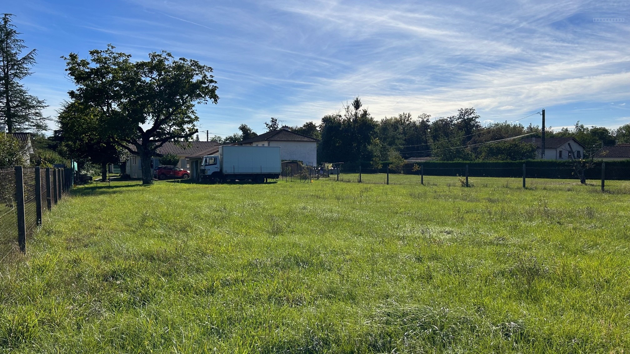 Lezoux, terrain à bâtir de 1.125 m2. — photo 3