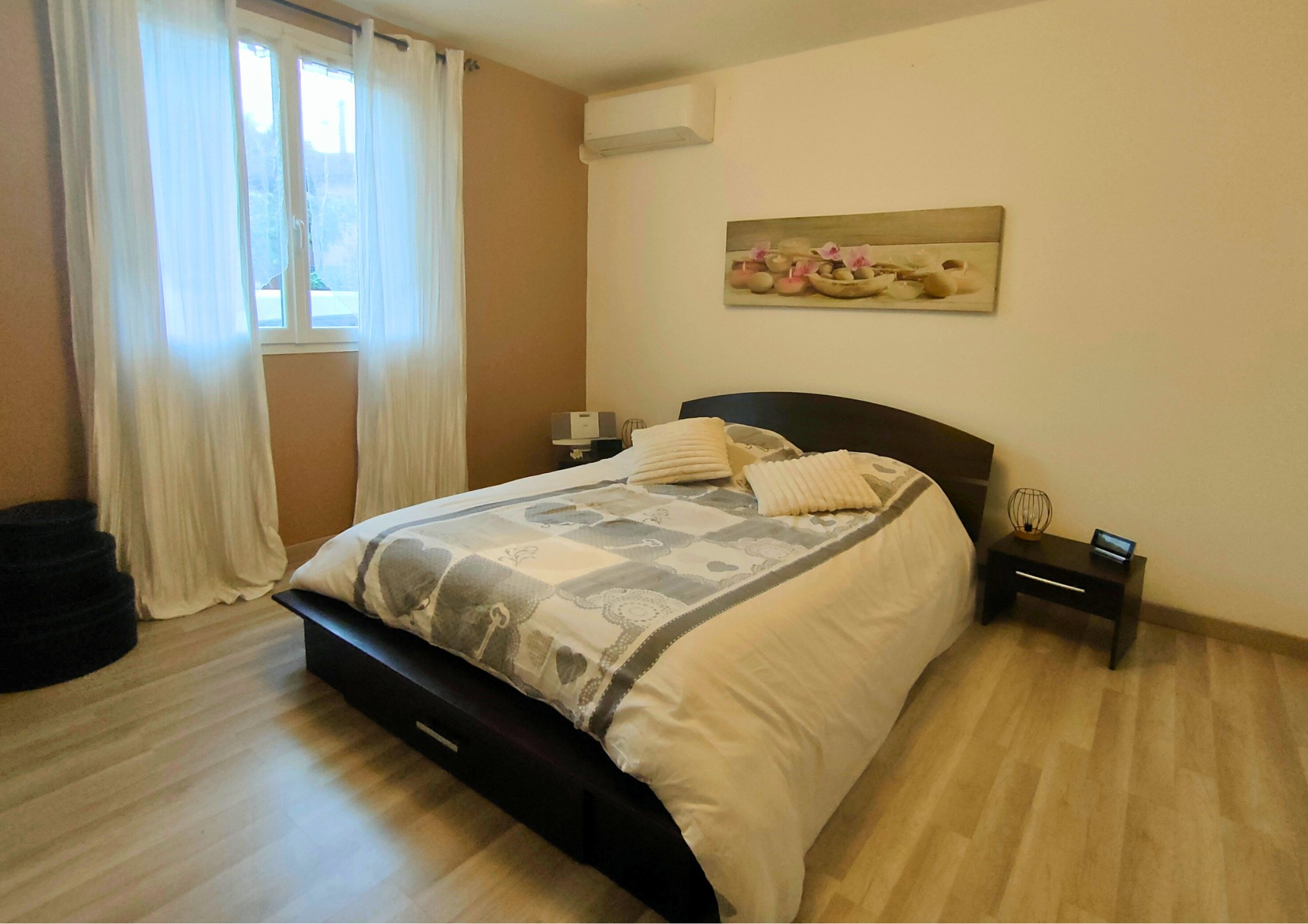 Maison plain pied avec piscine et jardin — photo 8