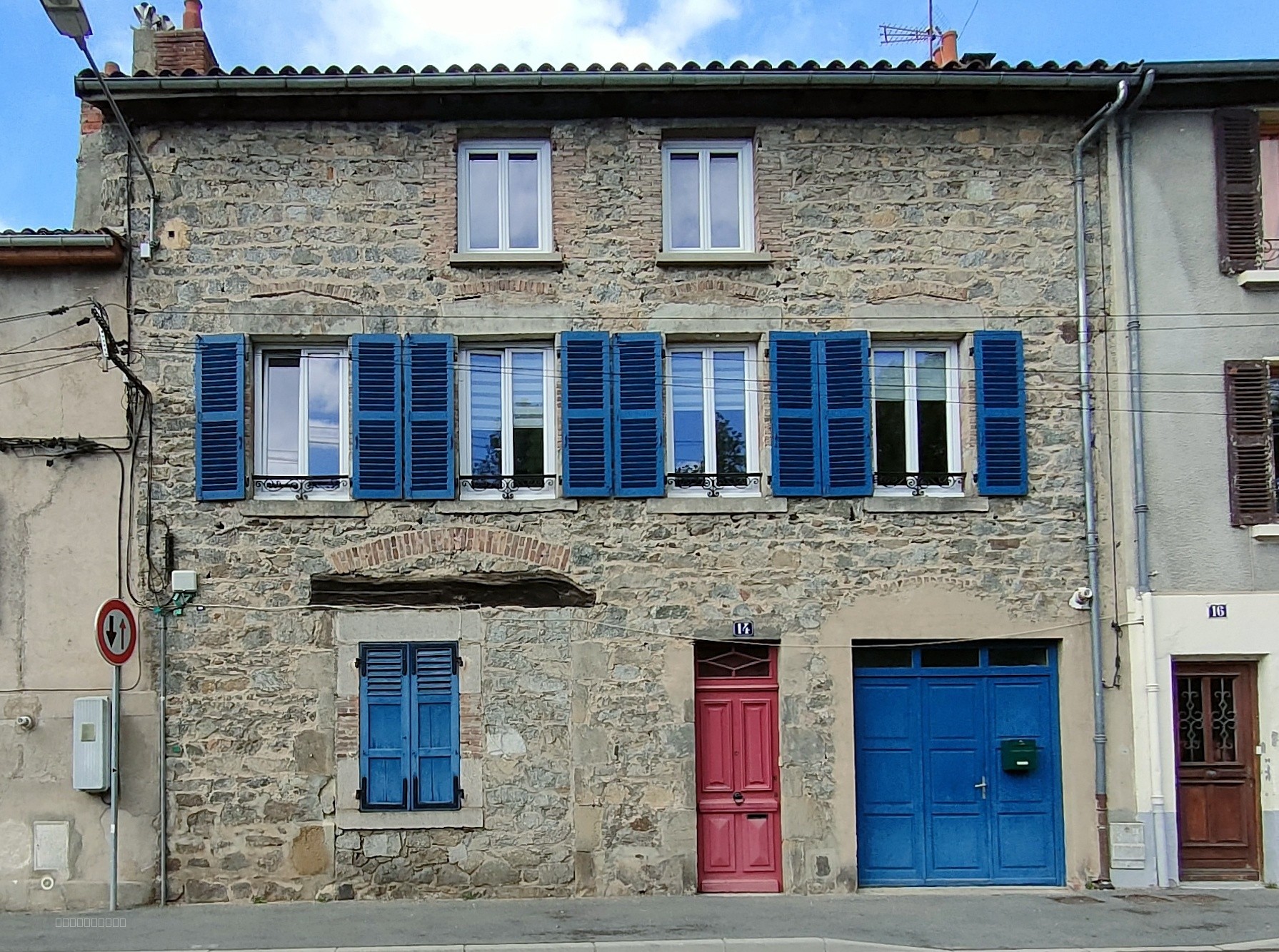 Maison 201 m2 avec 4 chambres et cour — photo 2