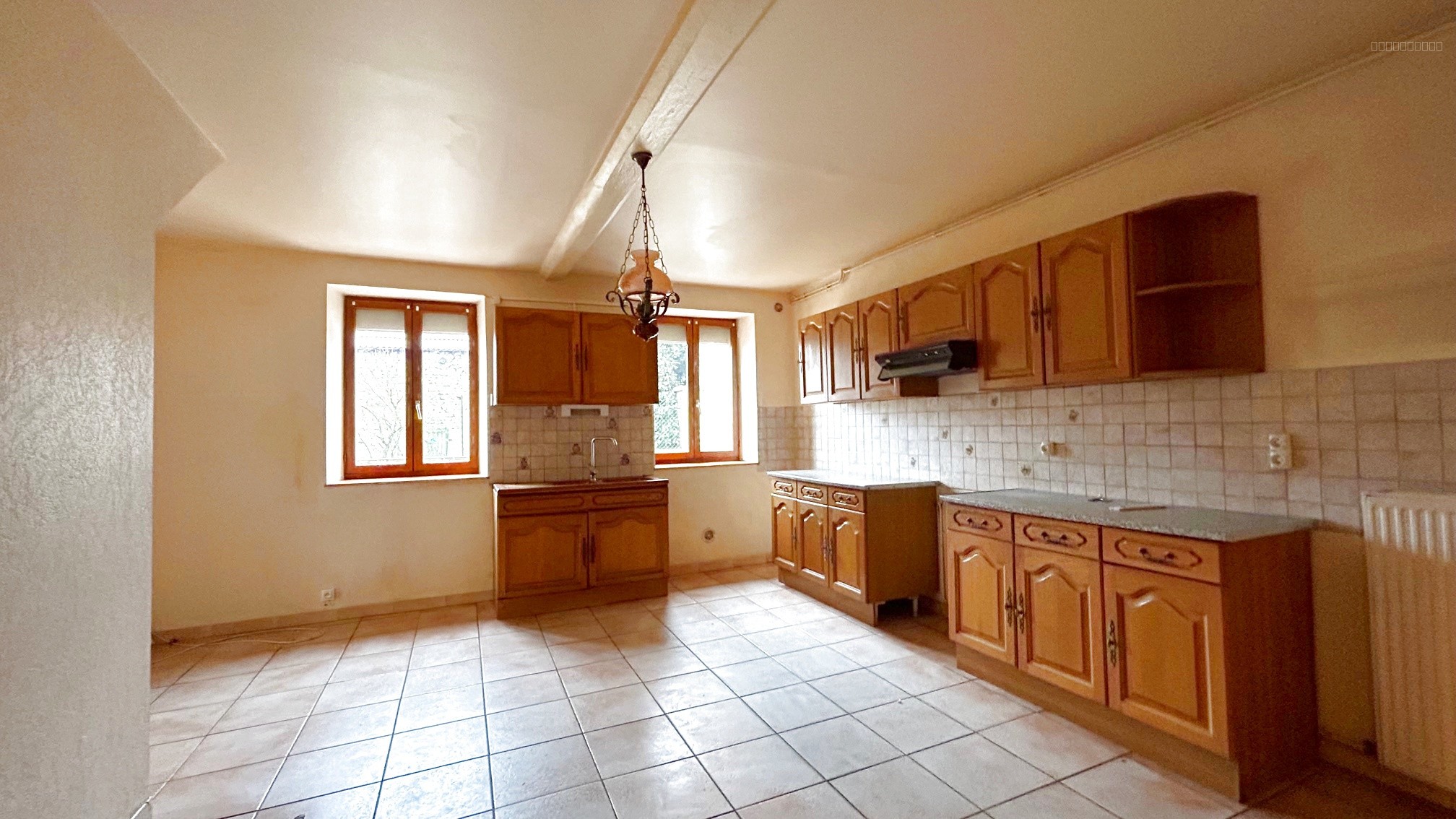 Maison de ville avec grange sur un terrain de 720 m2 — photo 7