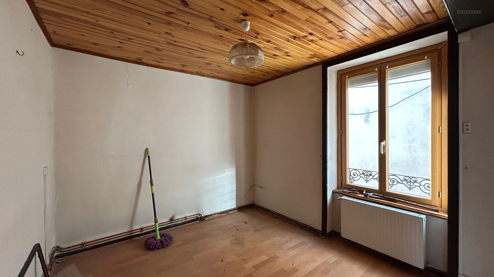Maison de ville avec grange sur un terrain de 720 m2 — photo 9