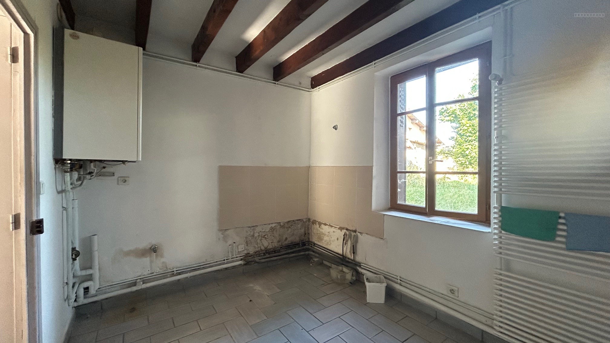 Maison avec jardin, cour et piscine sur un terrain clos de 360 m2 — photo 13
