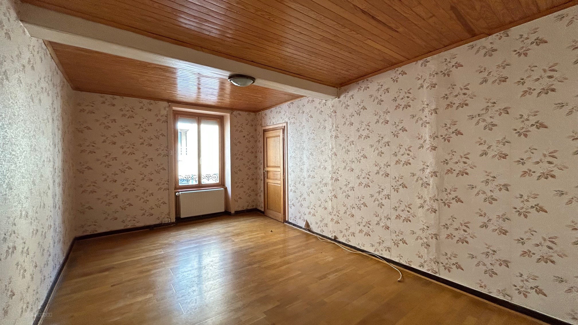 Maison de ville avec grange sur un terrain de 720 m2 — photo 8