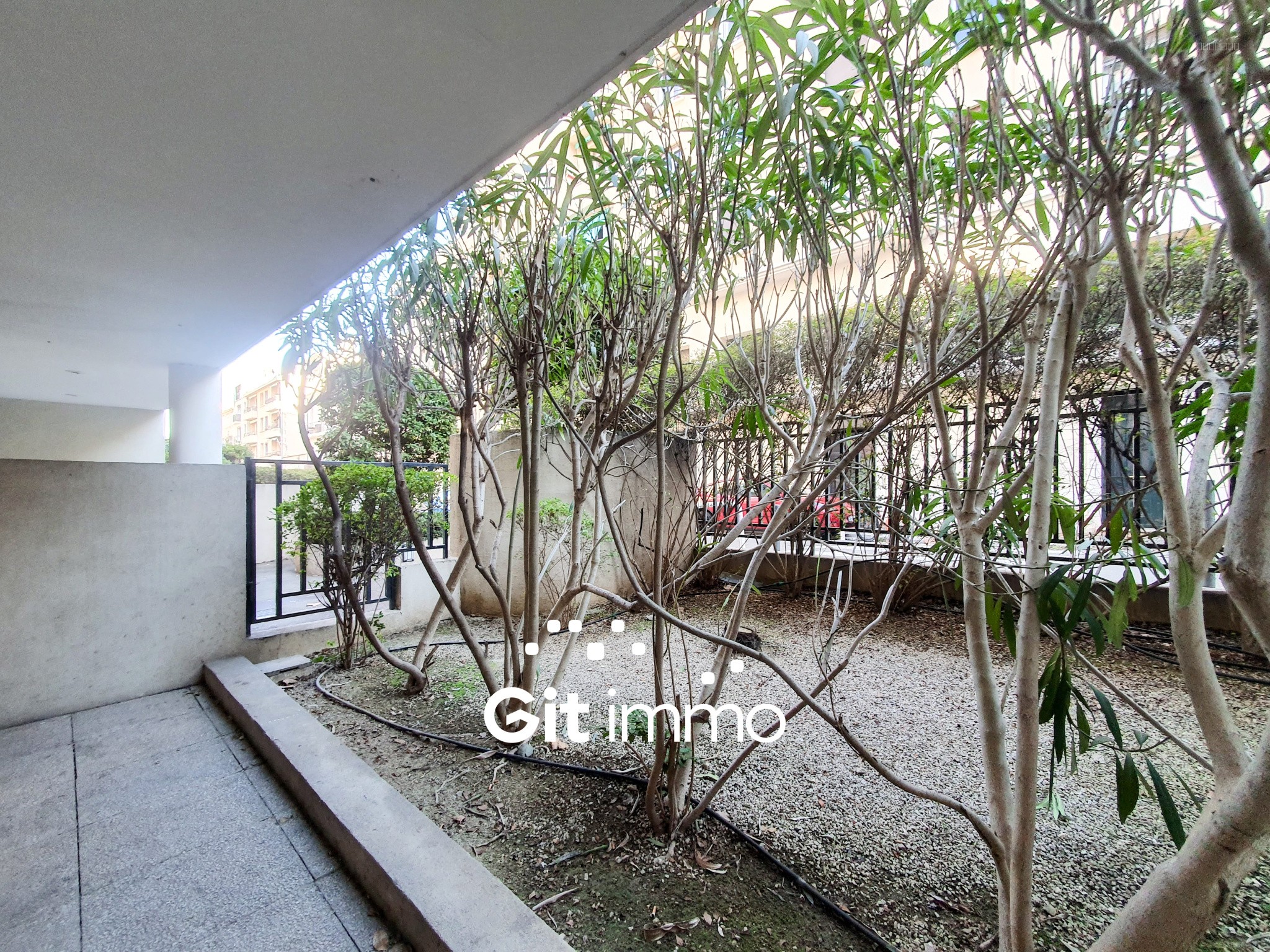 Appartement T1 avec parking — photo 3