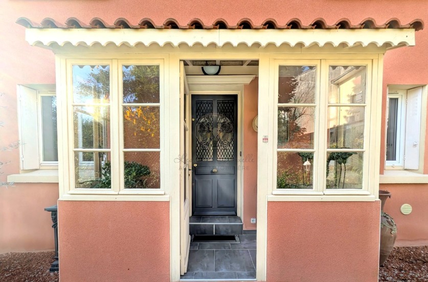 Maison de village au cœur de Brignais — photo 2
