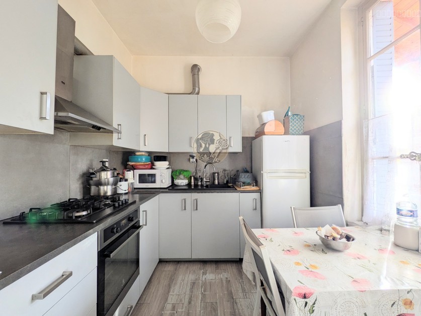 Maison familiale de 110m2 avec jardin au cœur d’un quartier privilégié d’Oullins — photo 9