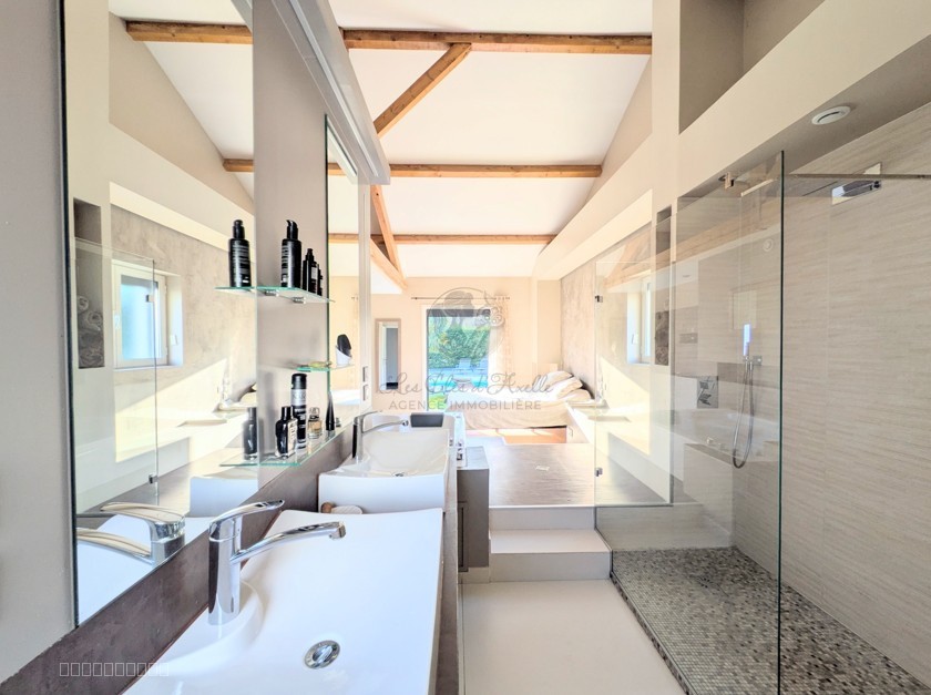 Propriété contemporaine à Grézieu-la-Varenne - 259 m2 Carrez, 360 m2 utiles — photo 12