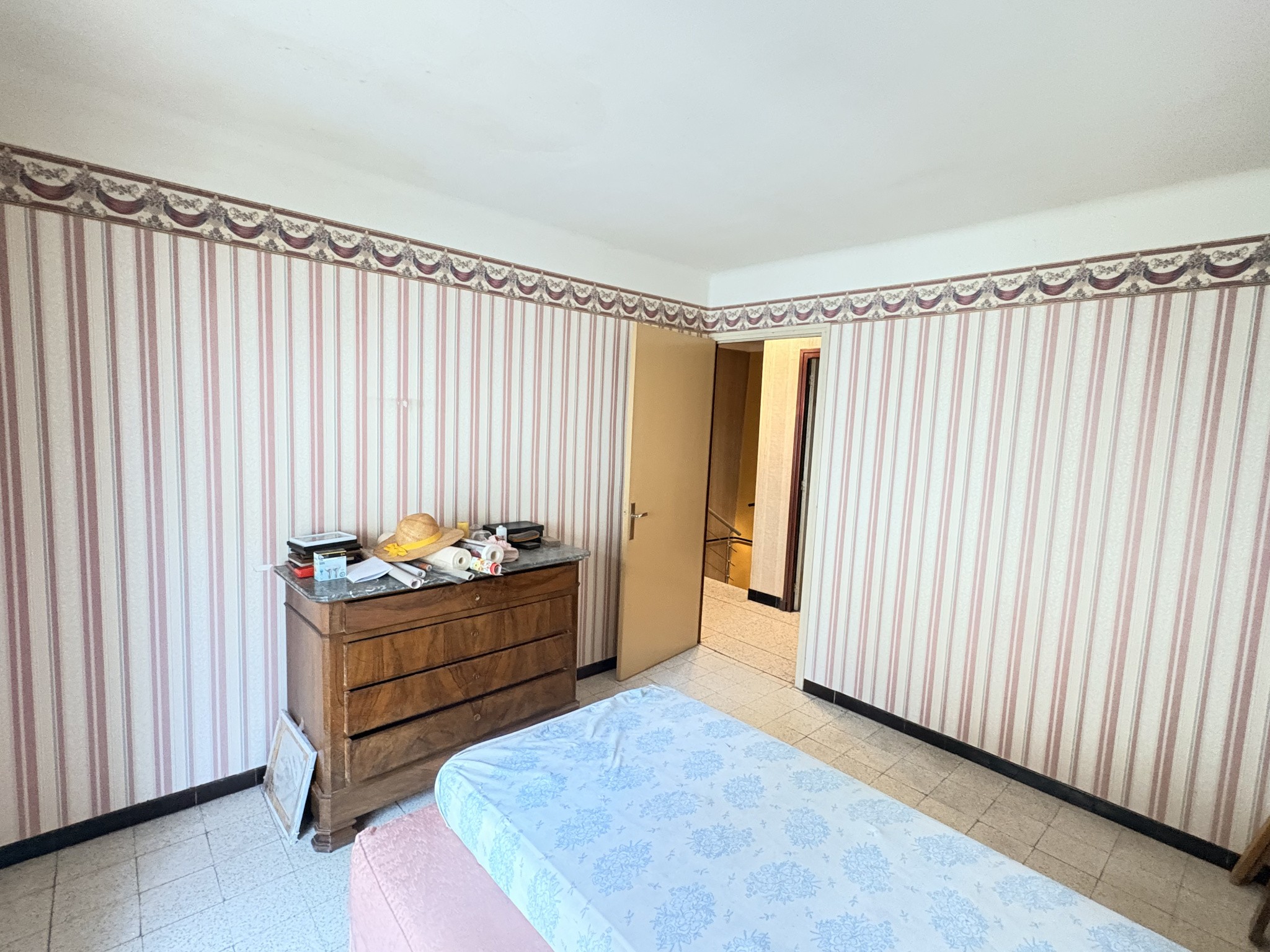 MDV T4 AVEC GARAGE ET BALCON — photo 10