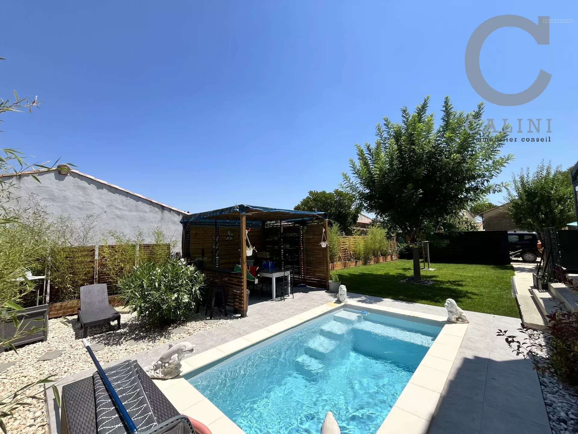 MAISON AVEC PISCINE — photo 13