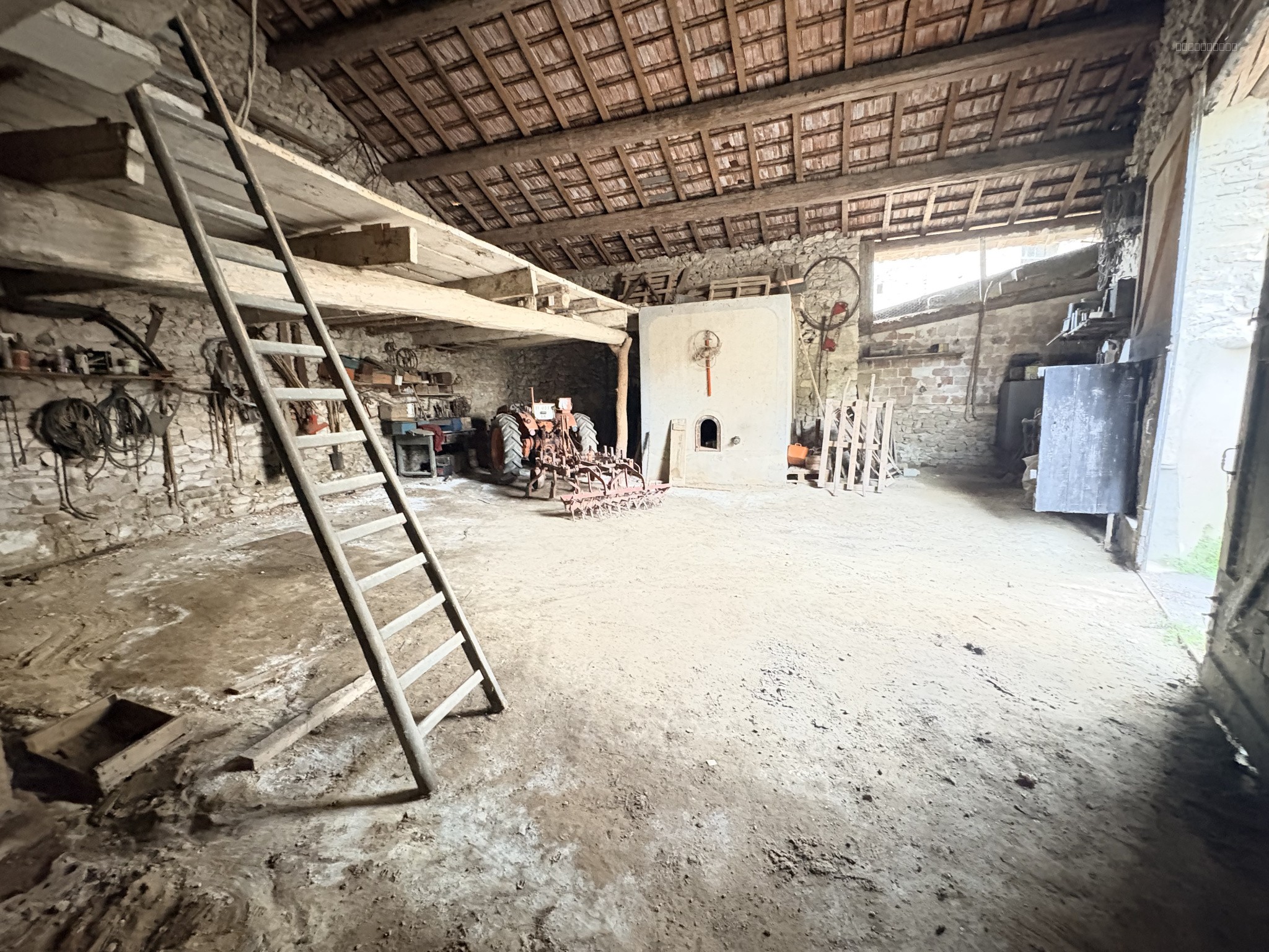 REMISE A RENOVER LA CALMETTE — photo 3