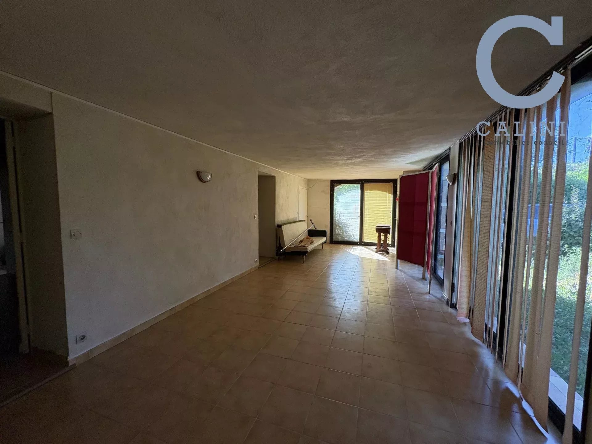 VILLA 200 M2 HAB. SUR 1762 M2 DE TERRAIN — photo 19