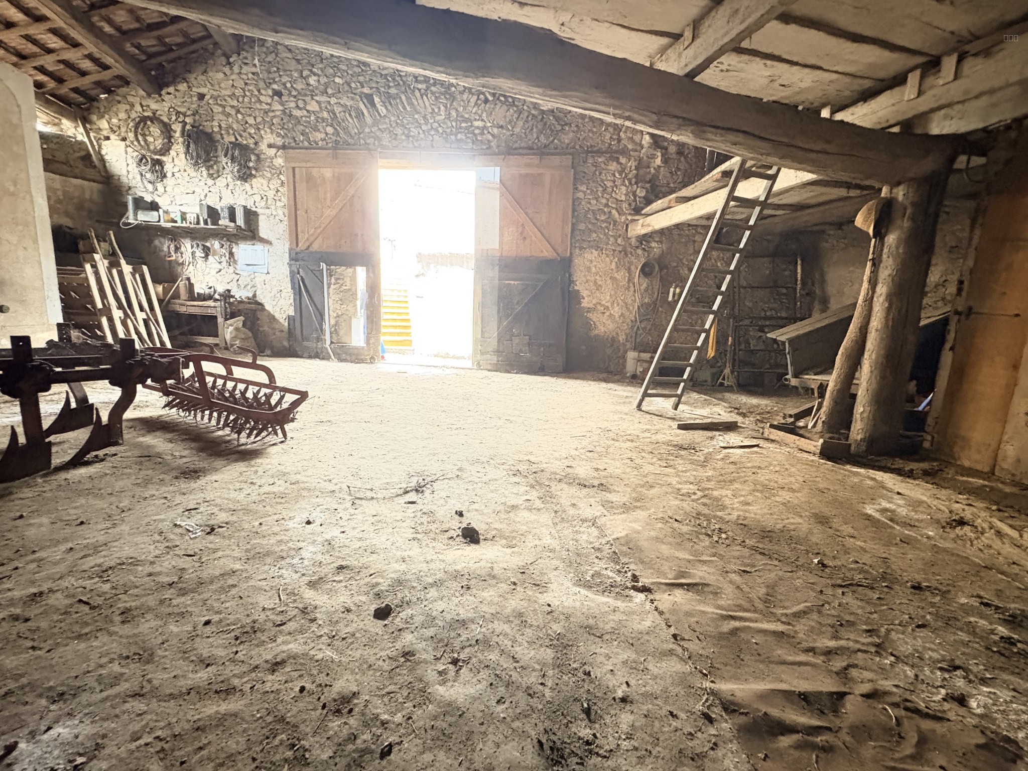 REMISE A RENOVER LA CALMETTE — photo 5