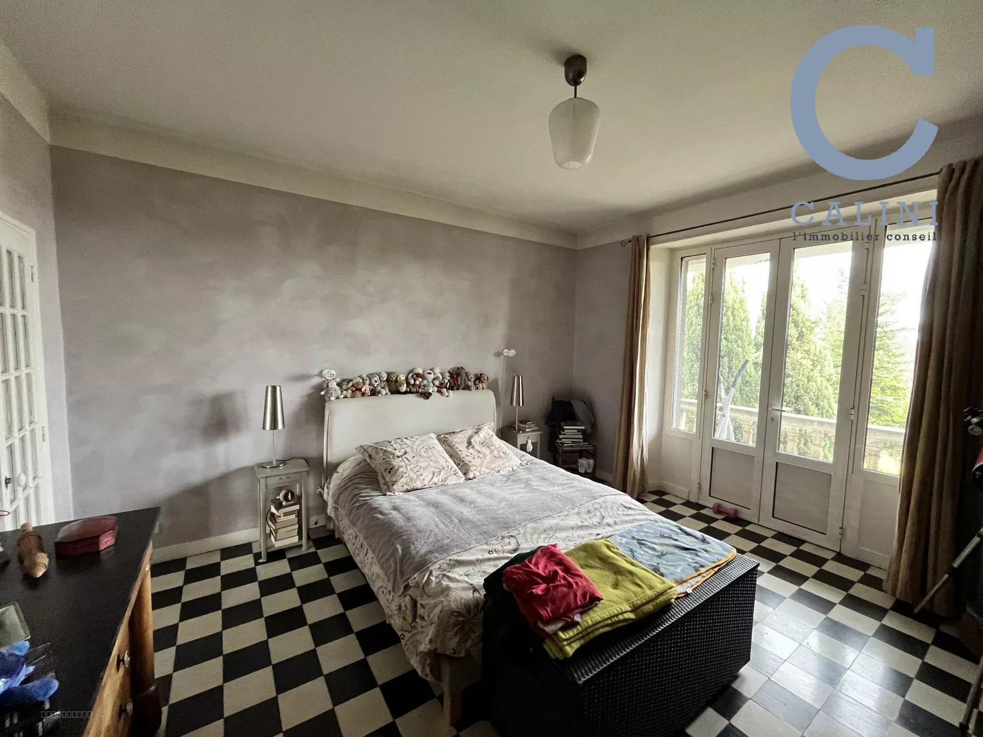 MAISON DE VILLE T8 AVEC PISCINE — photo 12