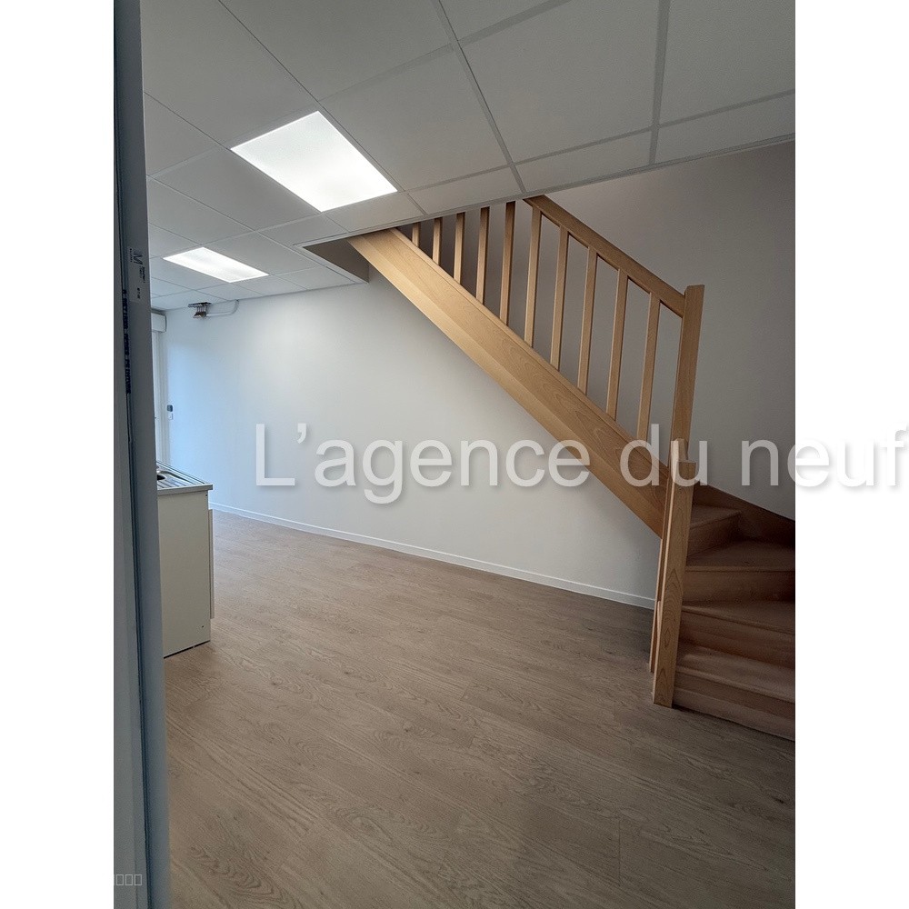 Maison de village avec garage — photo 8