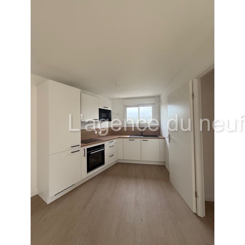 Maison de village avec garage — photo 2