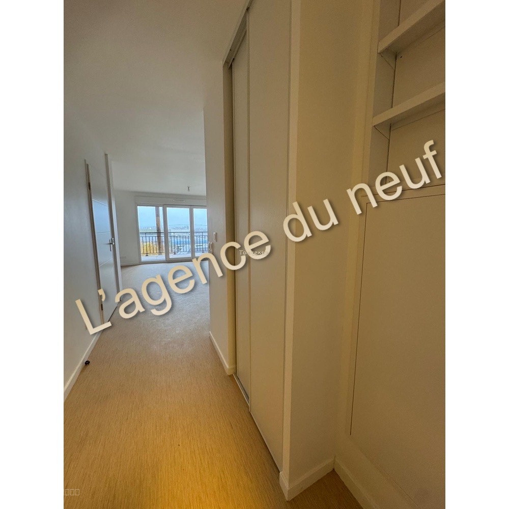 Commerces à pied — photo 2