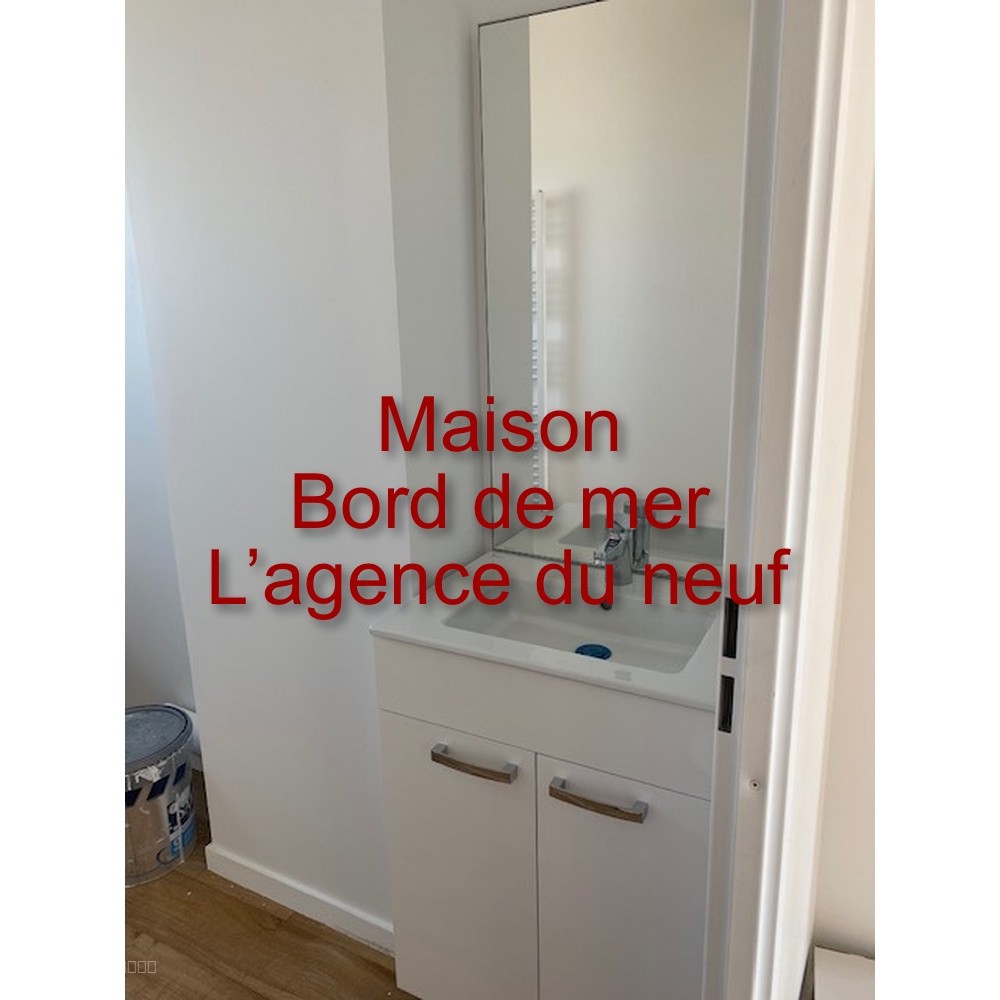Maison bord de mer avec garage — photo 4