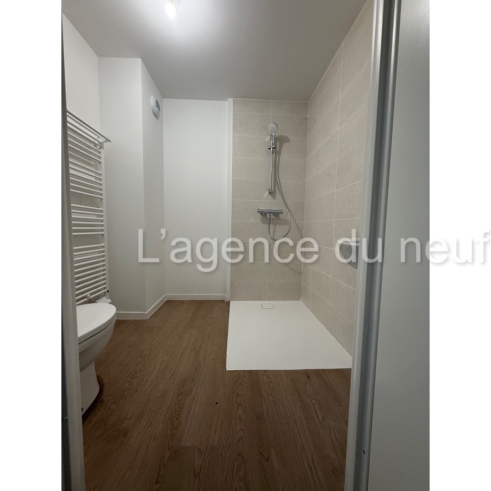 Maison de village avec garage — photo 4