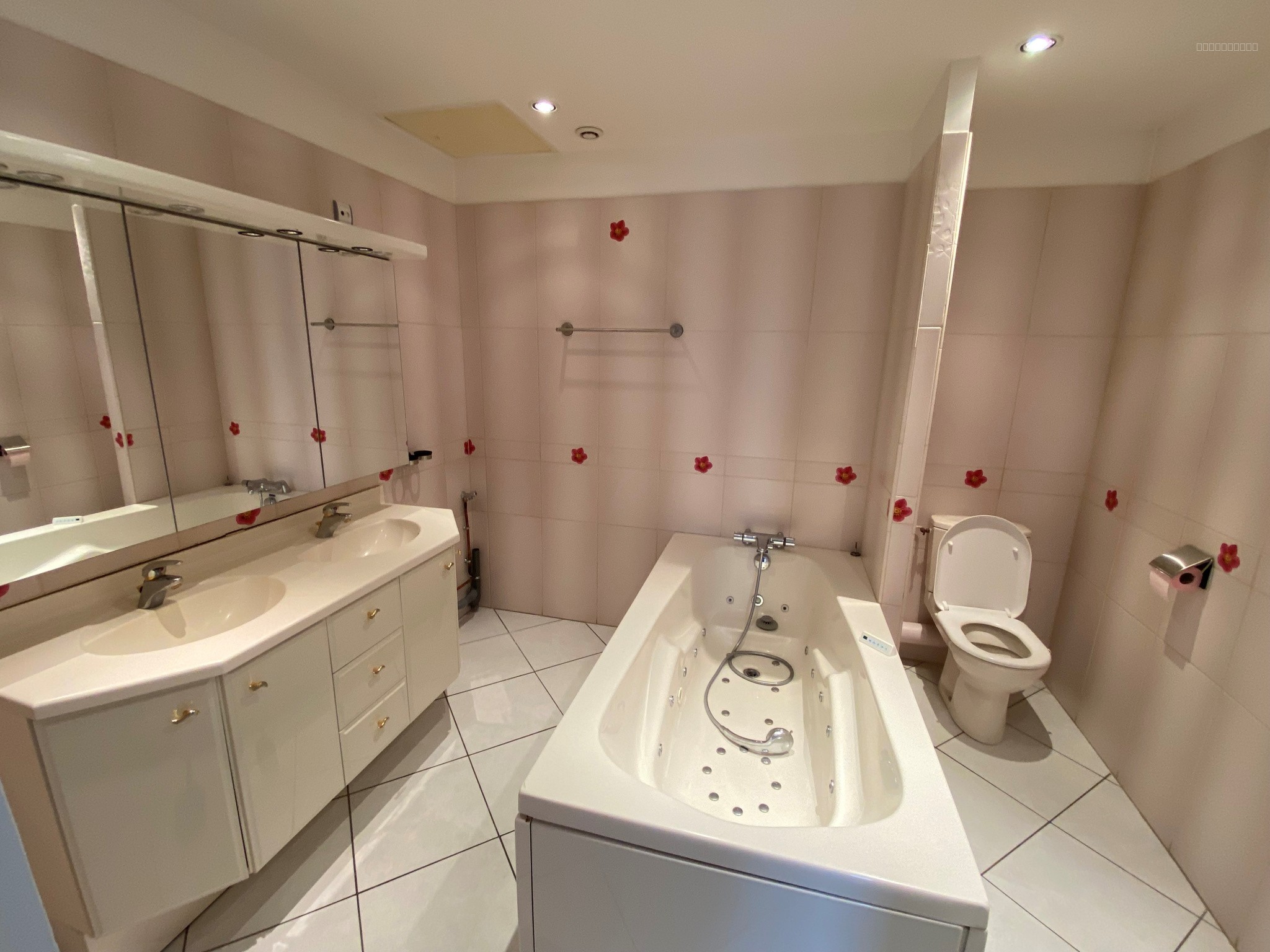 Grand appartement de type III avec 2 garages et buanderie Rodez Centre — photo 7