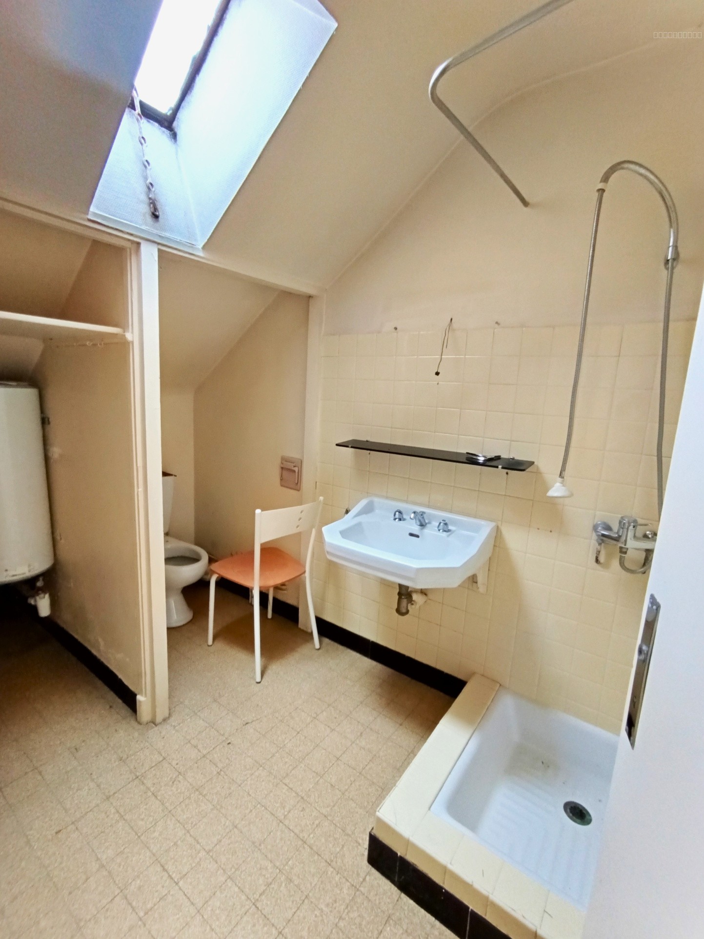 T1 + STUDETTE EN UN... OU PAS - RODEZ CENTRE — photo 5