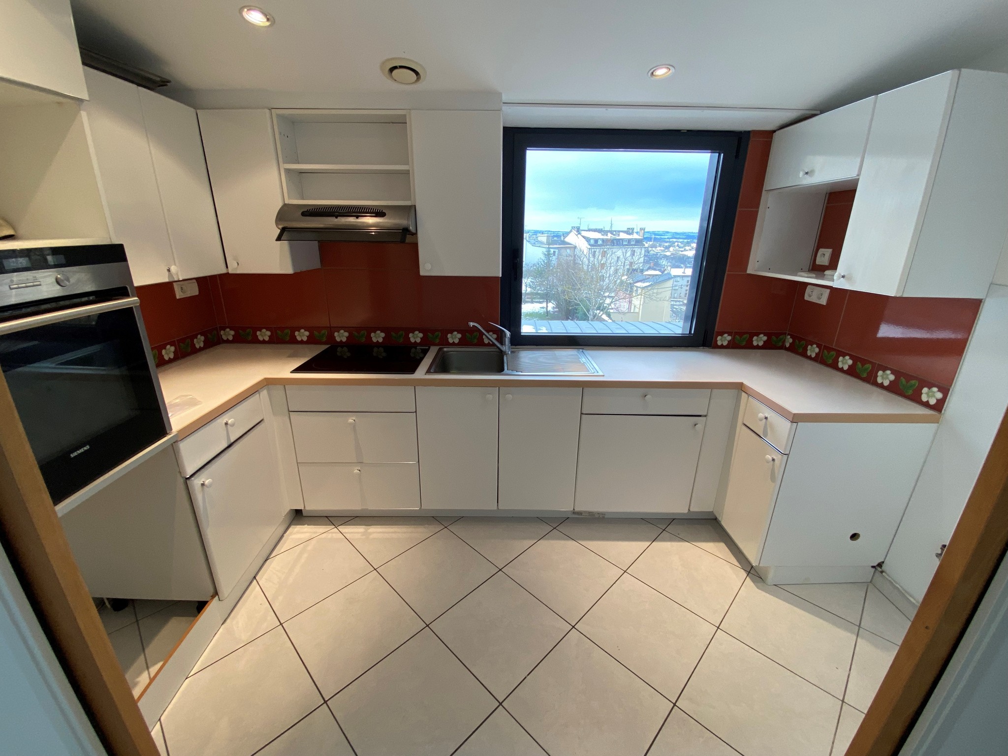 Grand appartement de type III avec 2 garages et buanderie Rodez Centre — photo 3