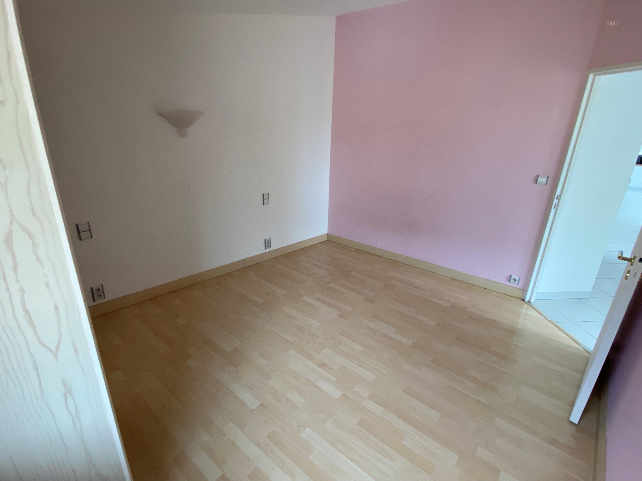 Grand appartement de type III avec 2 garages et buanderie Rodez Centre — photo 9