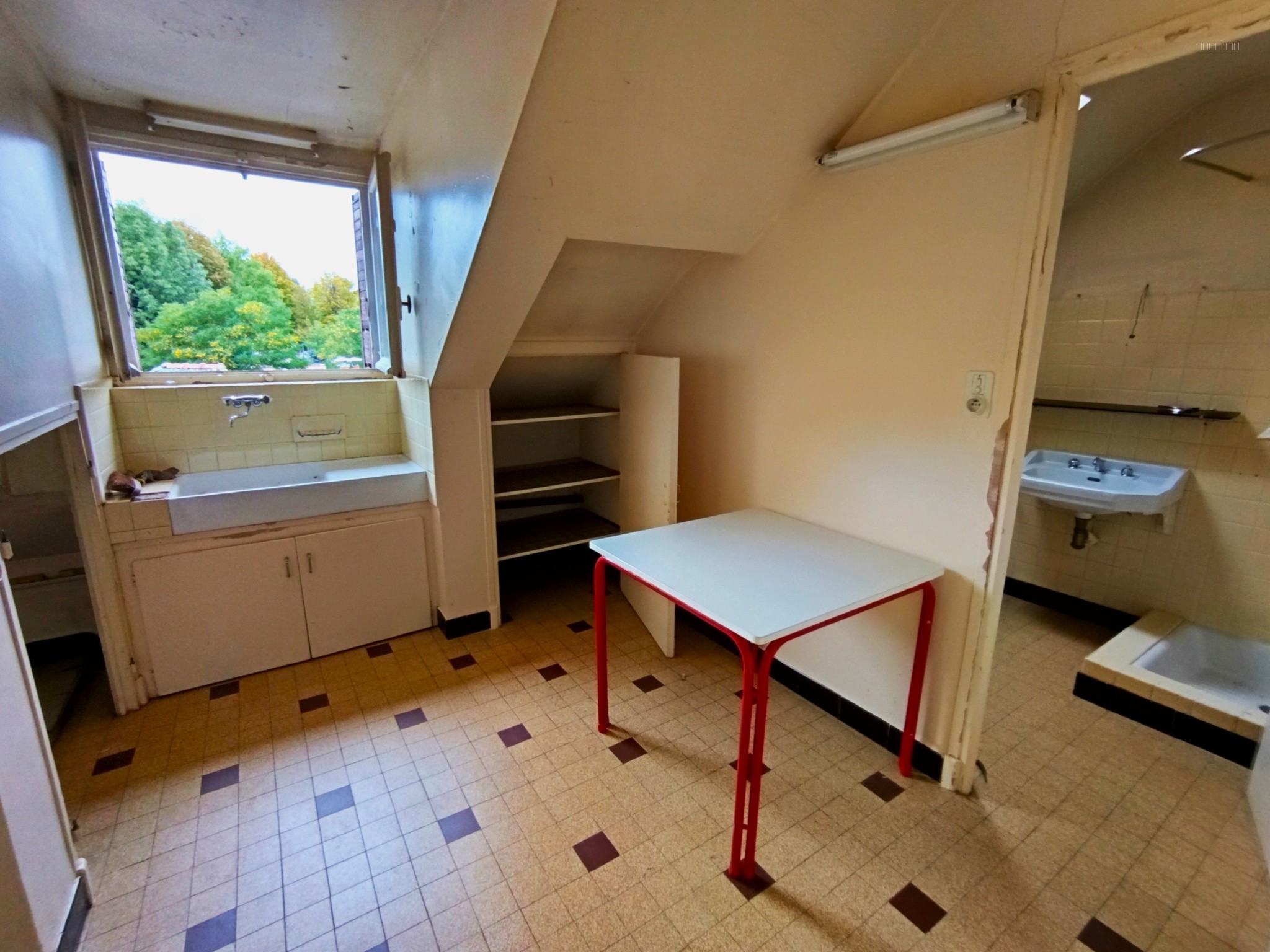 T1 + STUDETTE EN UN... OU PAS - RODEZ CENTRE — photo 3